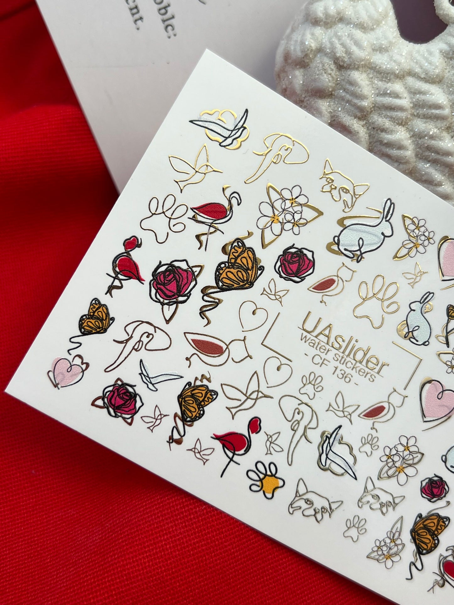 Nagel Wasserabziehbild CF-136 | Tier- & Blumen Wasser-Schiebefolien Nagelabziehbilder | Goldfolie Schmetterlinge, Rosen & Herzen