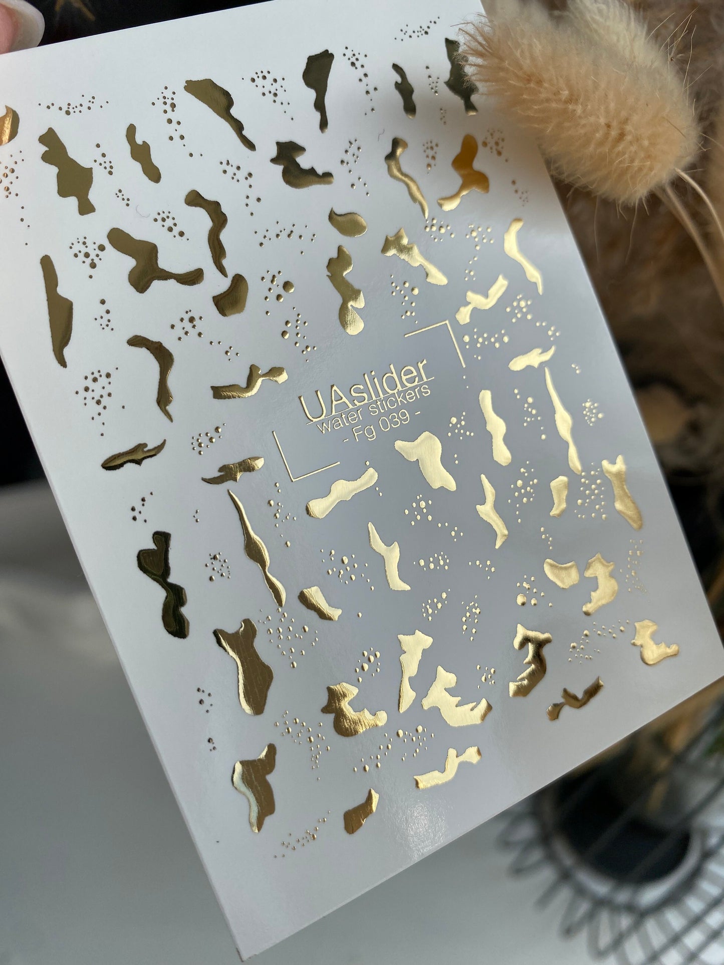 Nail Water Decal Fg-039 | Abstract Gold Water Slide Nail Decals | Modern Artistic Nail Art