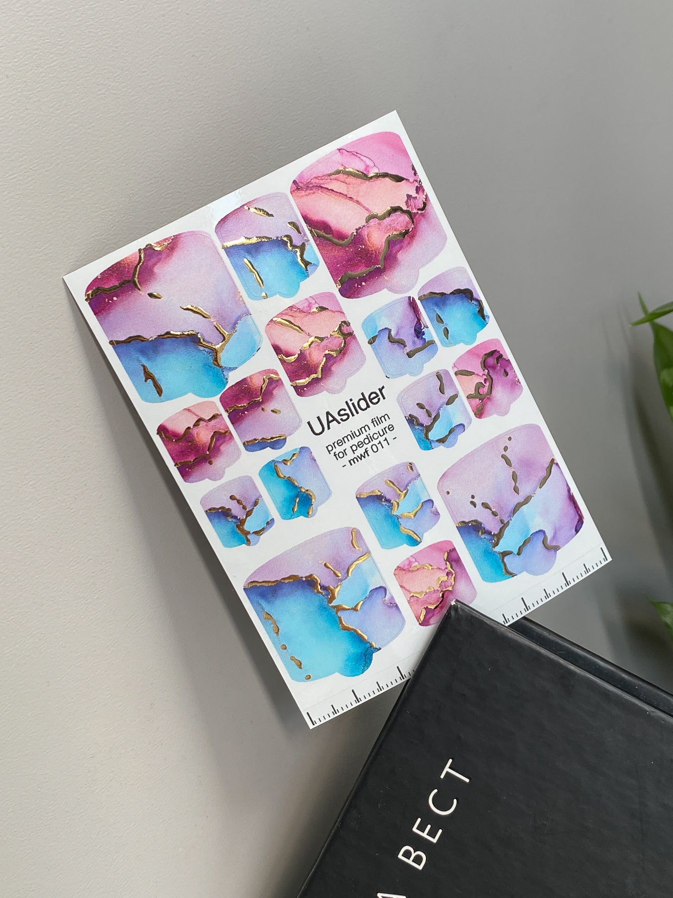 Pedicure nail wrap films mwf-011 | Nail Wrap Films for Pedicure | Pink Blue Marble with Gold Foil