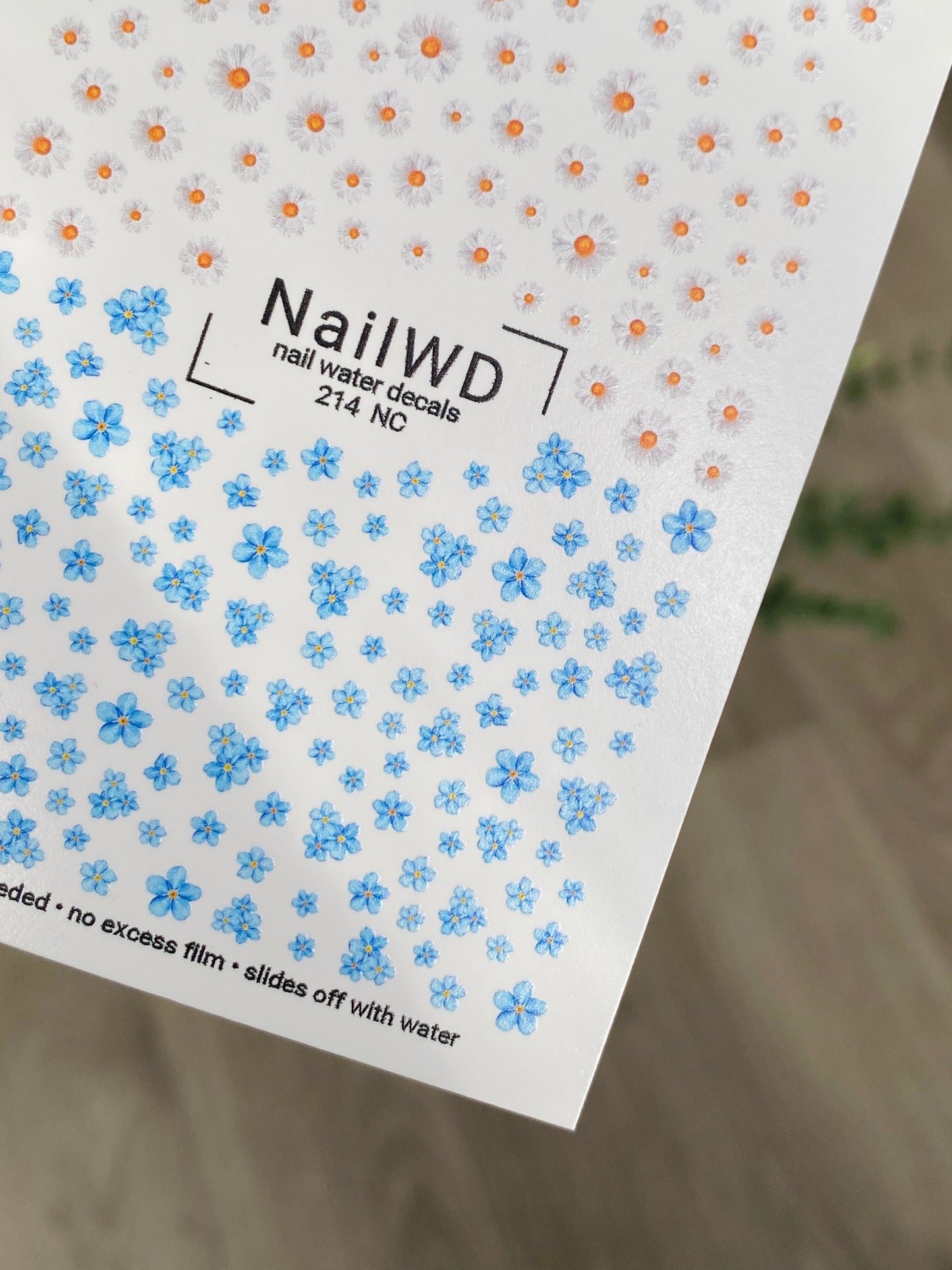 Nail Water Decal 214 Nail WD | Water Slide Nail Decals with Daisies and Forget-Me-Nots | Mini Floral Nail Art