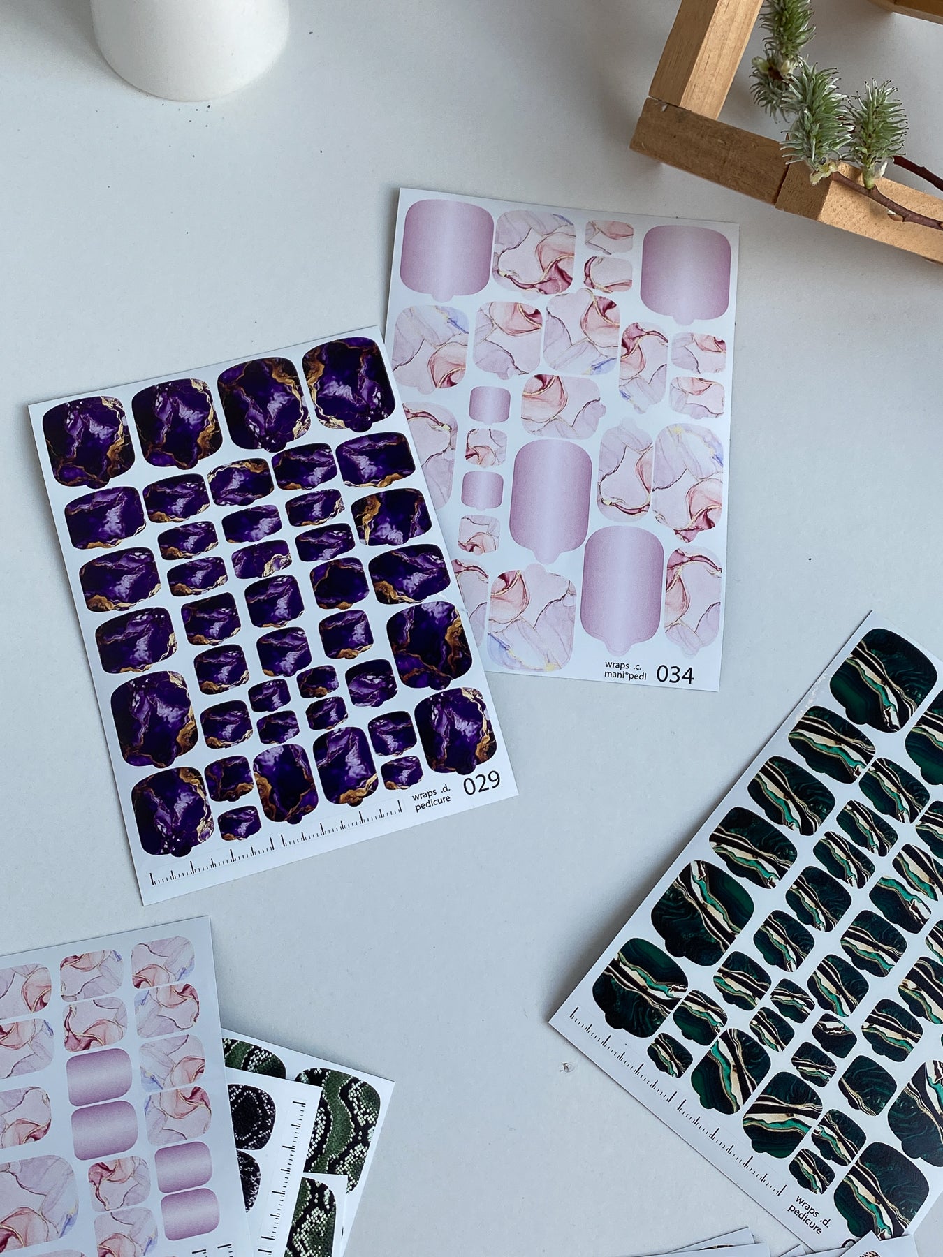 Folii pentru înfășurarea unghiilor wnb-034