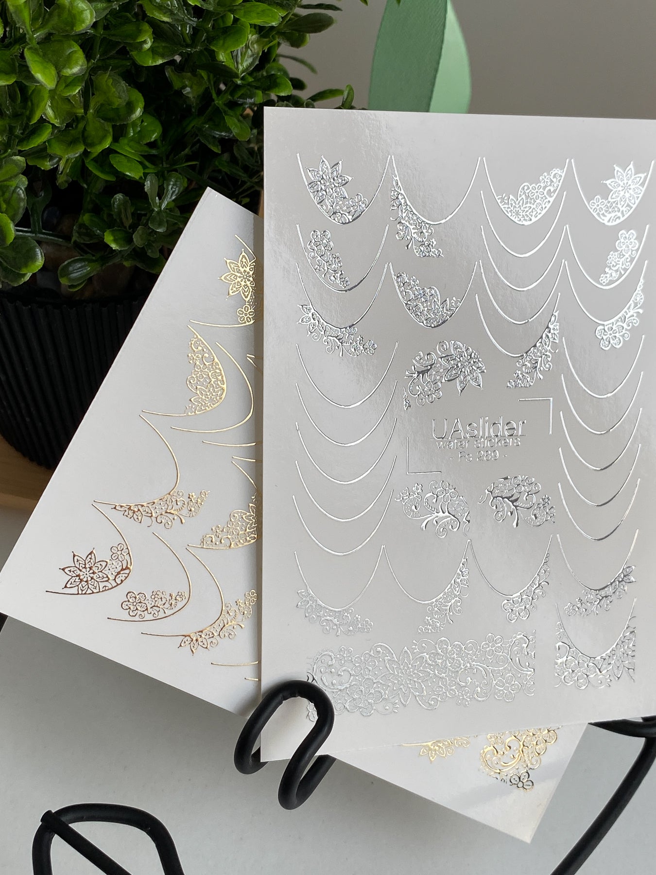 Nail Water Decal Fg-288 | Water Slide Nail Decals | Gold Foil Floral French Tips