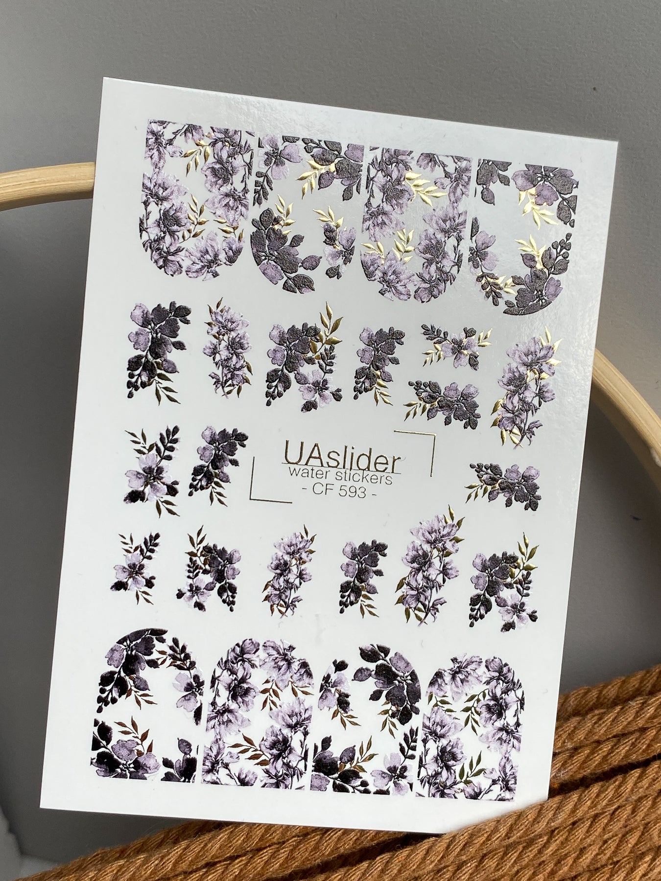 Nagel Water Decal CF-593 | Elegante Paarse Bloemen Nagel Water Decals | Volledige Bedekking Stickers met Gouden Details