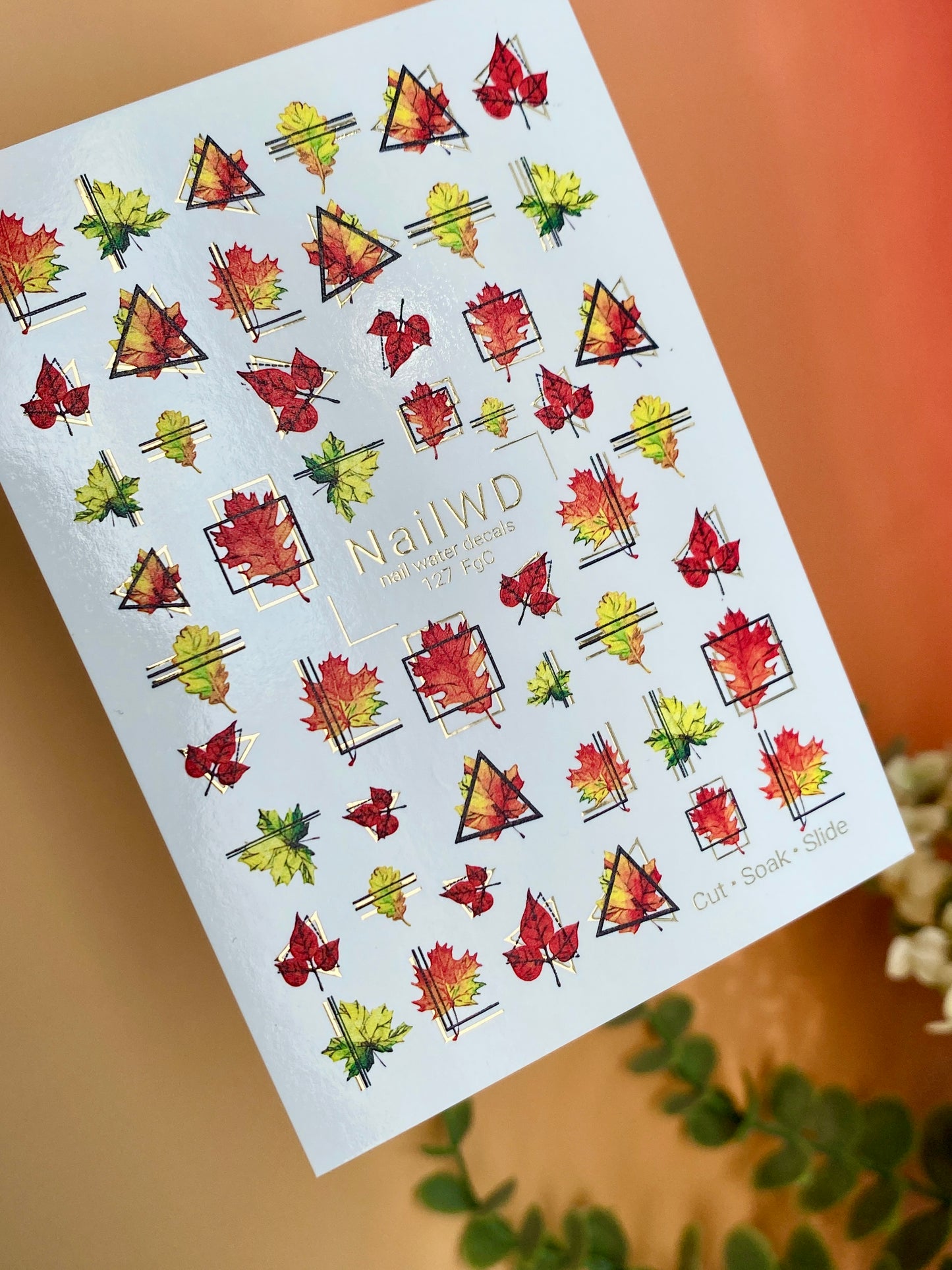 Adesivo per Unghie 127 NailWD | Adesivi per Unghie Foglie d'Autunno | Design Geometrico Autunnale