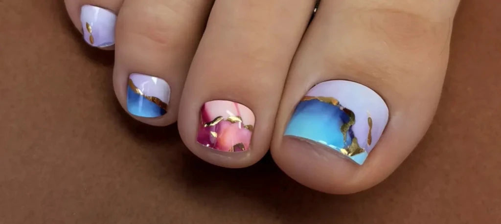 Why Nail Techs Are Switching to Wraps for Summer Pedicure - UASLIDER
