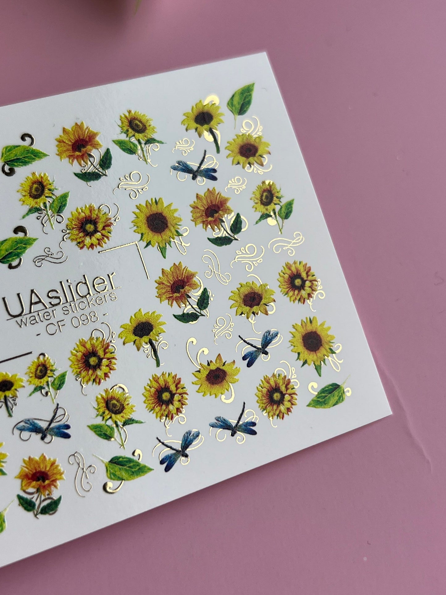 Décalcomanie d'eau pour ongles CF-098 | Décalcomanies d'eau florales pour ongles | Tournesols et libellules bleues