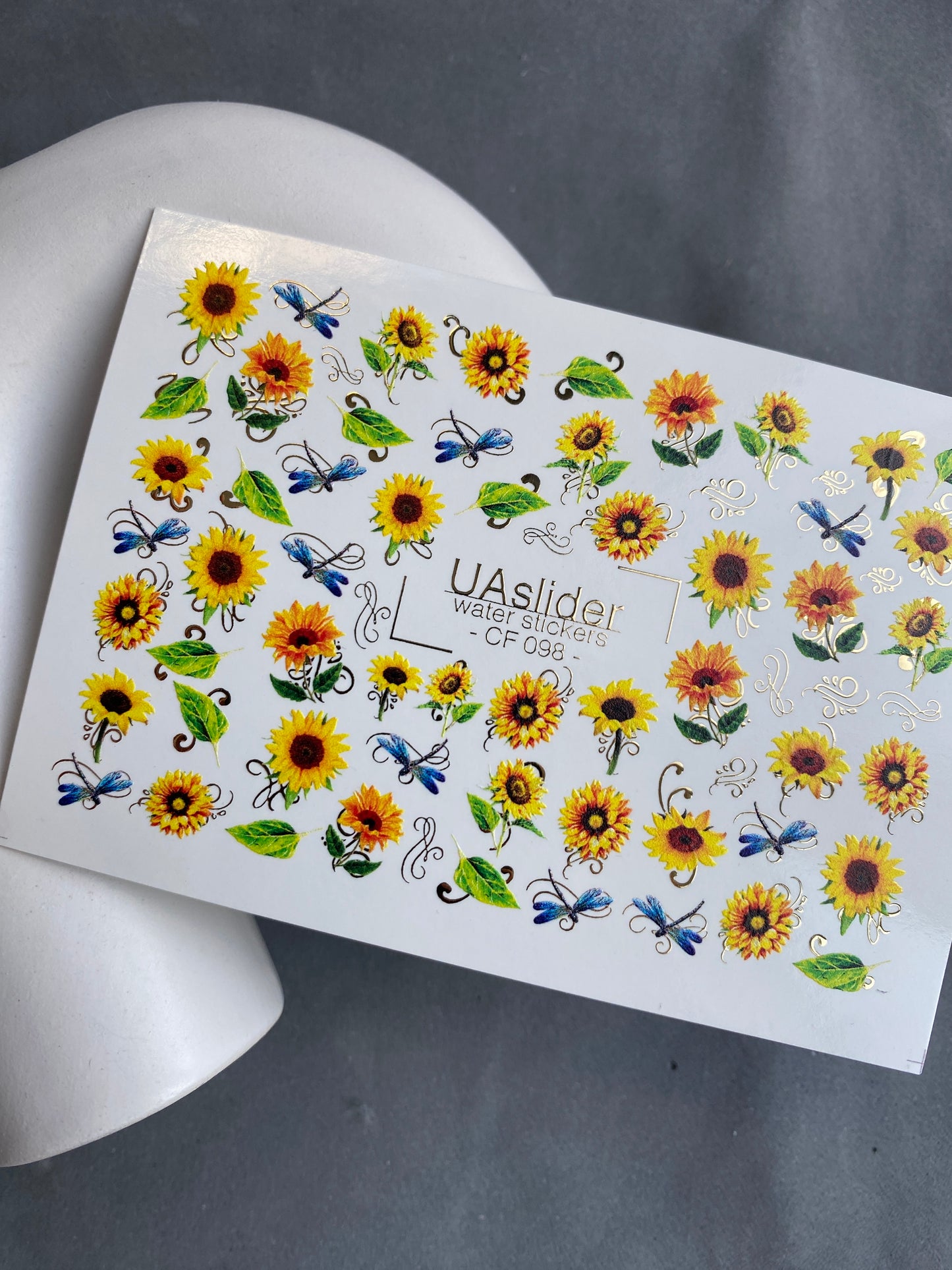 Décalcomanie d'eau pour ongles CF-098 | Décalcomanies d'eau florales pour ongles | Tournesols et libellules bleues