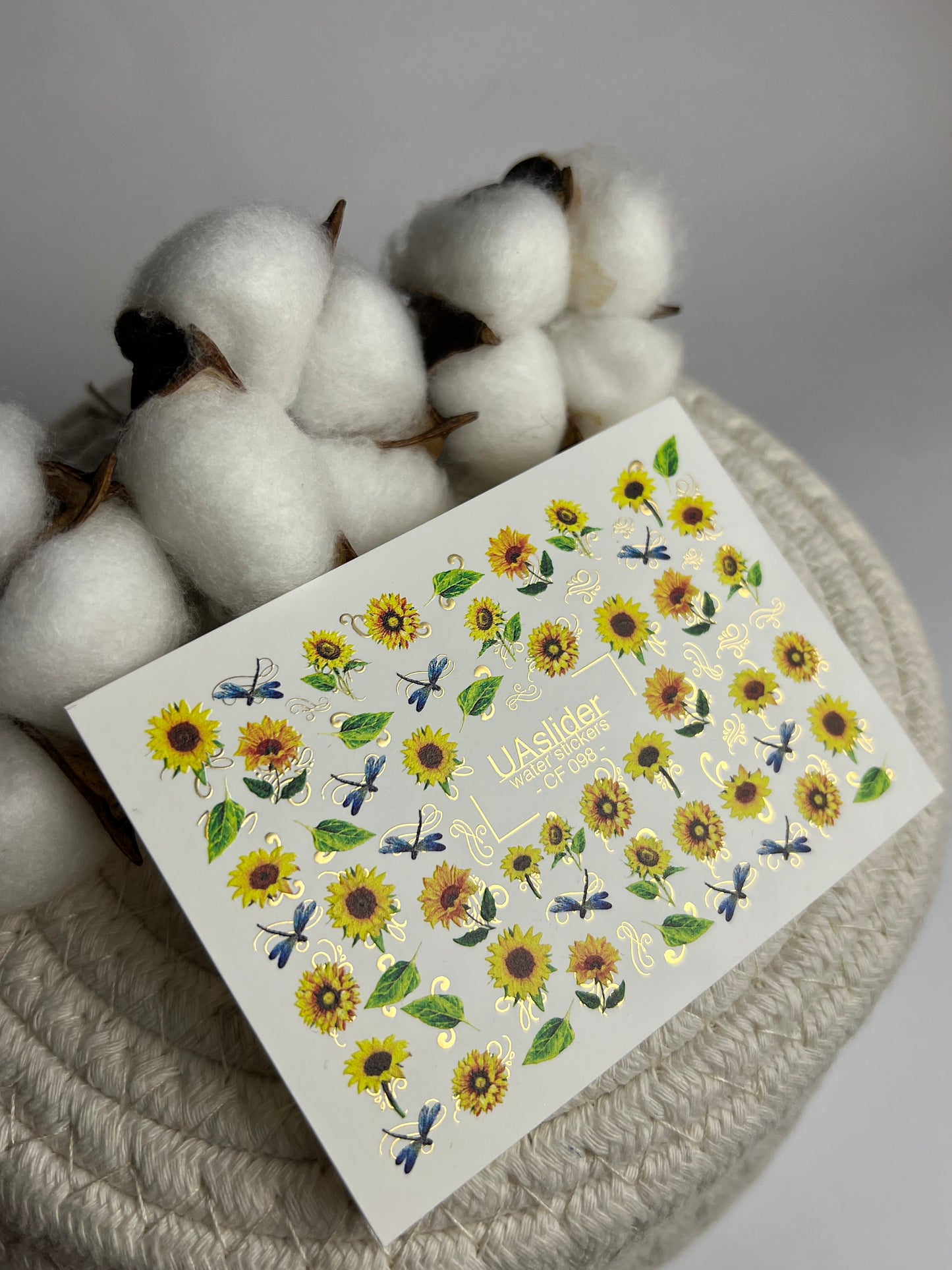 Décalcomanie d'eau pour ongles CF-098 | Décalcomanies d'eau florales pour ongles | Tournesols et libellules bleues