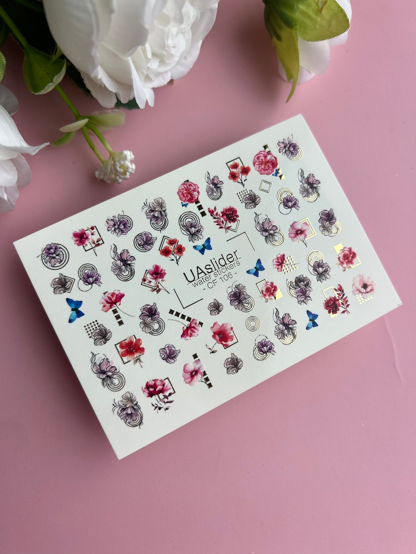 Naklejka wodna na paznokcie CF-106 | Kwiatowe naklejki wodne na paznokcie | Różowe kwiaty, niebieskie motyle i geometryczne akcenty
