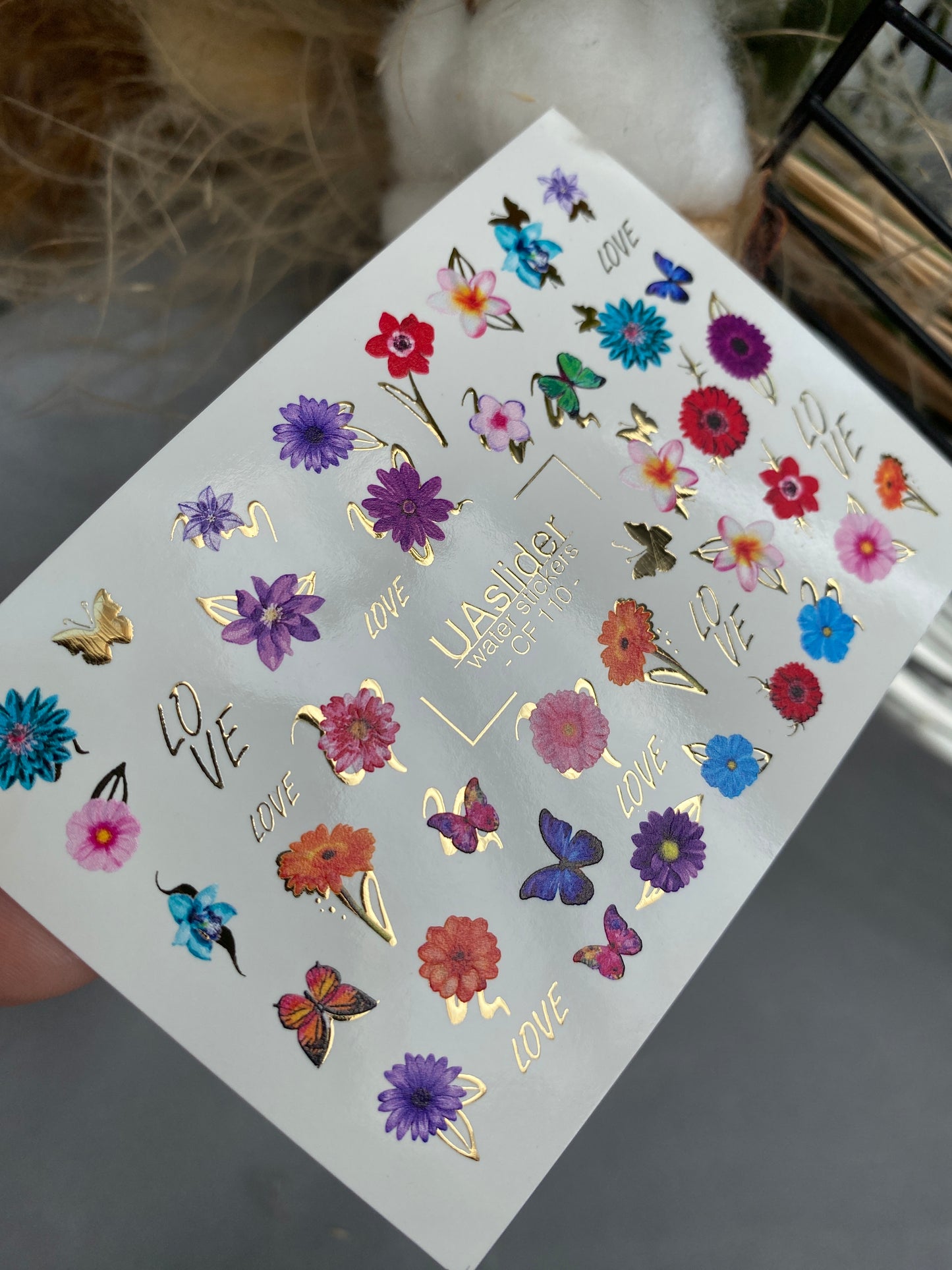 Nálepka na nehty CF-110 | Květinové vodní nálepky na nehty | Barevné květiny, motýli a nápis lásky