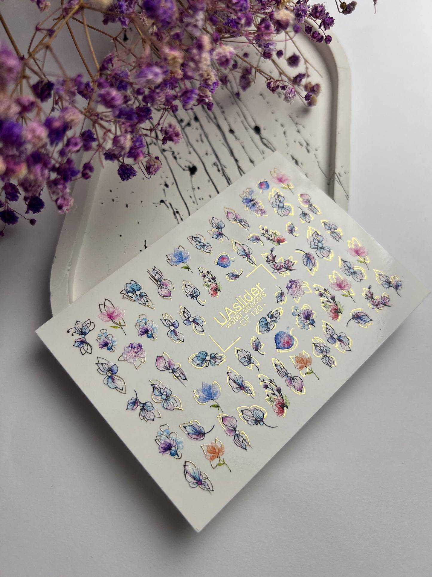 Nagel Wasserabziehbild CF-120 | Florale Wasser-Schiebefolien für Nägel | Pastellblumen mit Gold- & Konturdetails