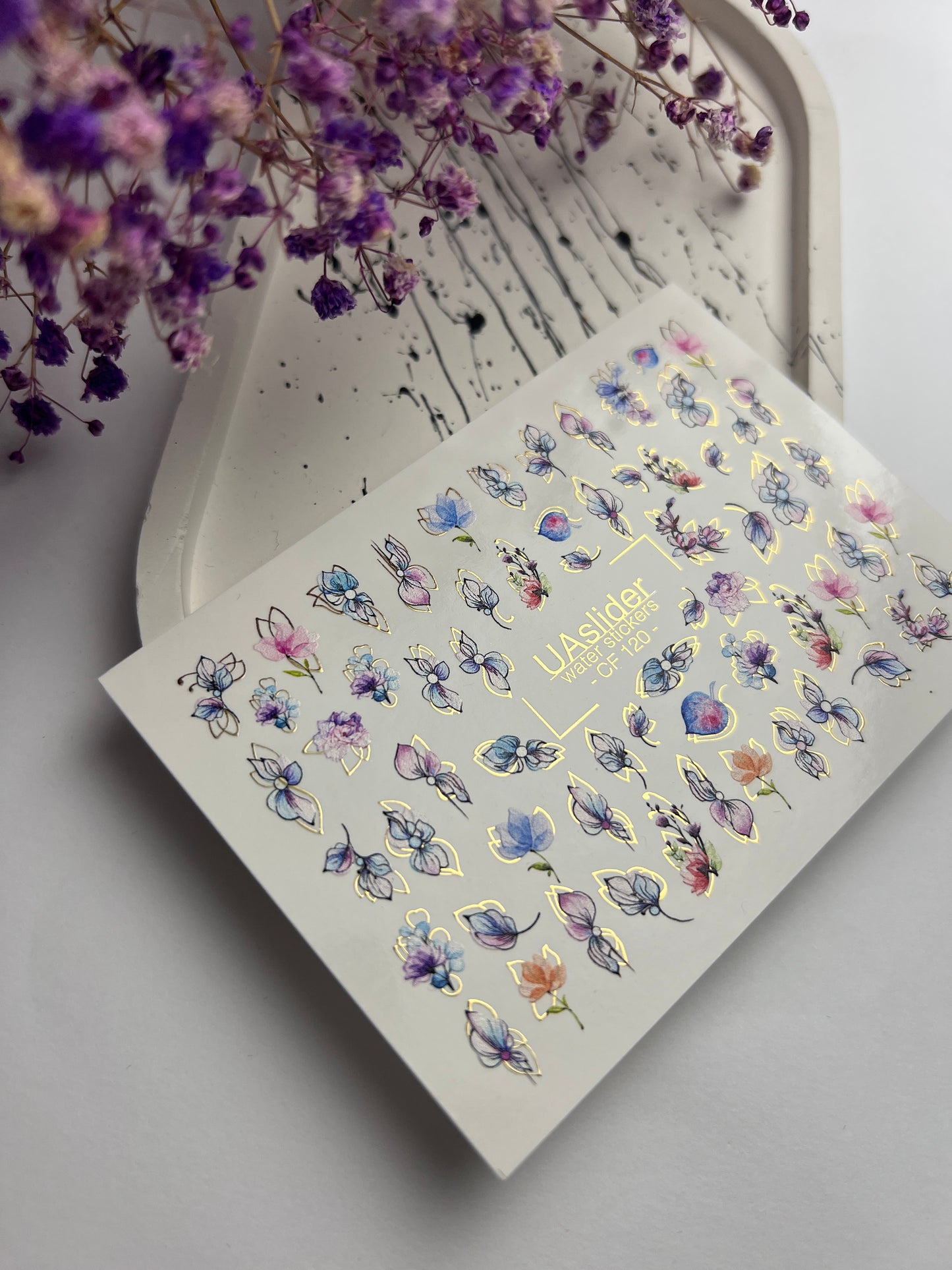 Nagel Wasserabziehbild CF-120 | Florale Wasser-Schiebefolien für Nägel | Pastellblumen mit Gold- & Konturdetails