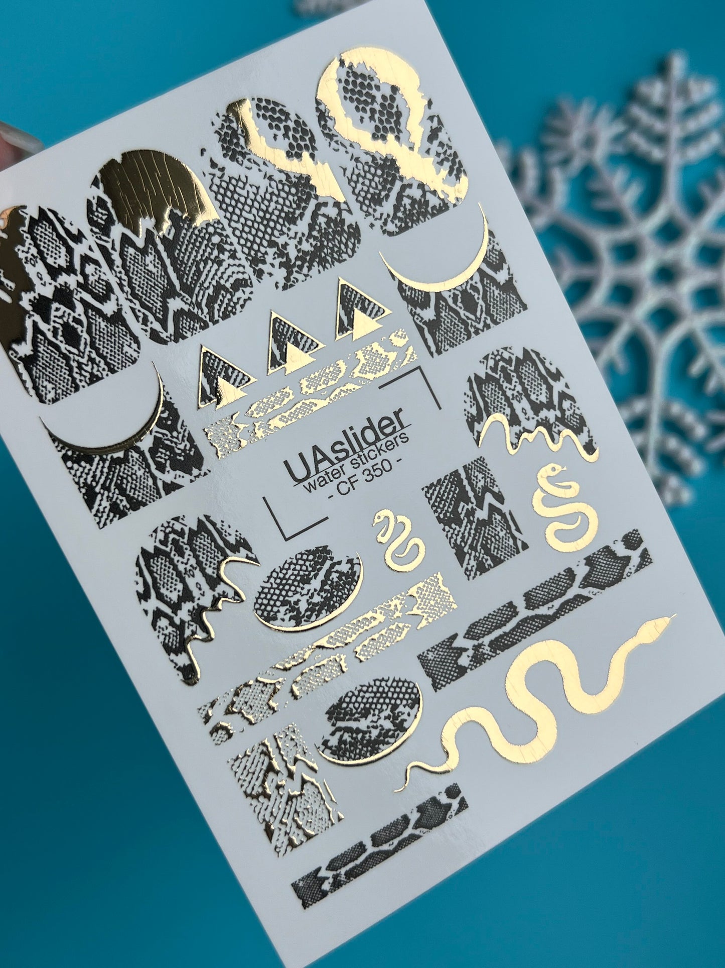 Nagel-Wasserabziehbild CF-350 | Wasserfolien-Nagelabziehbilder | Schwarzer & goldener Schlangendruck mit Schlangenakzenten