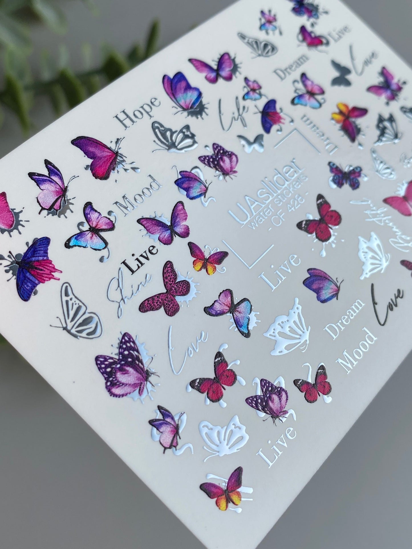 ملصق أظافر مائي CF-428 | ملصقات أظافر منزلق مائي بفراشات وردية وبنفسجية | اقتباسات حلم، حب وحياة