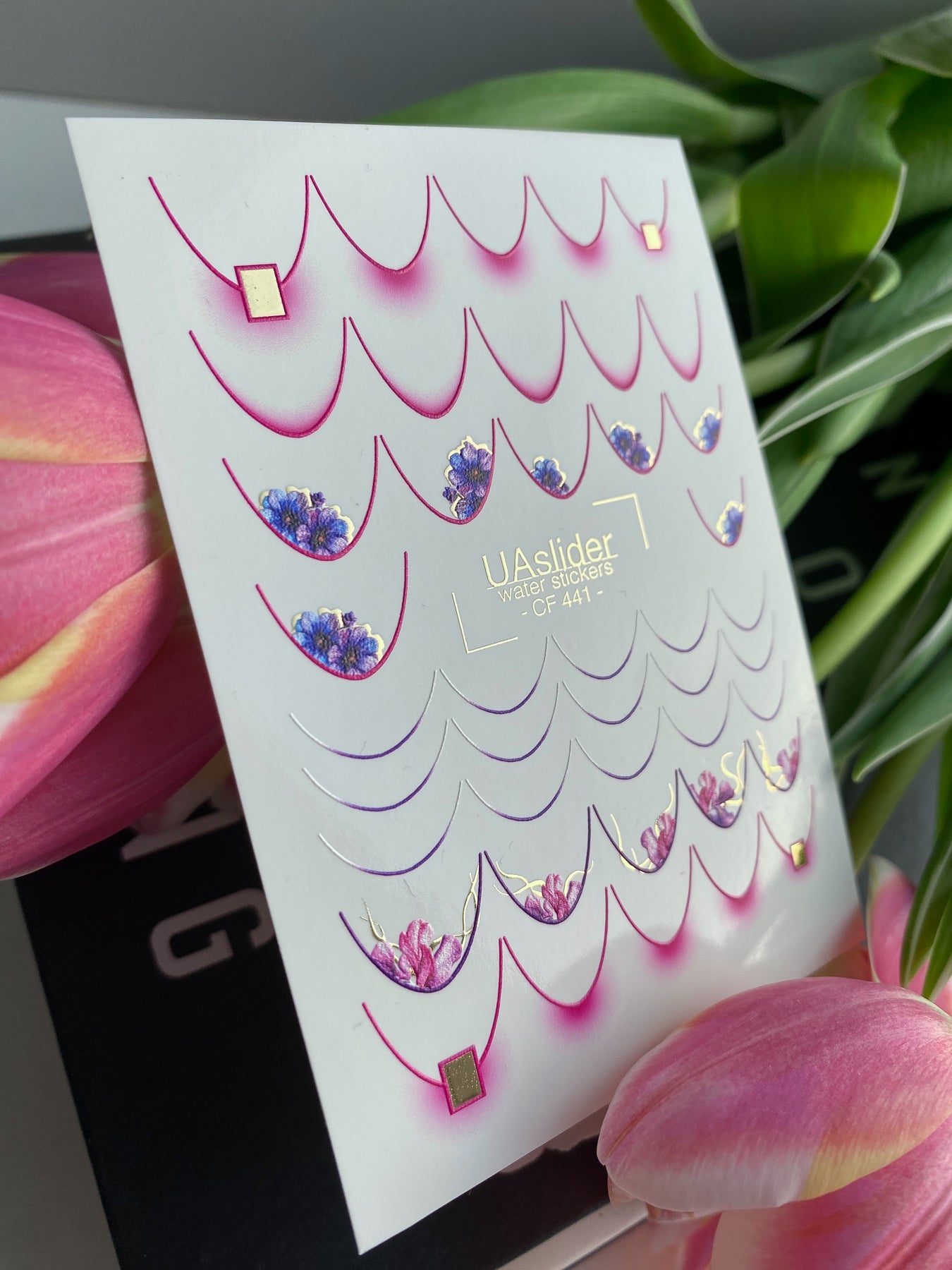 Naklejka na paznokcie CF-441 | Francuskie naklejki wodne na paznokcie | Gradientowe francuskie końcówki z fioletowymi kwiatami