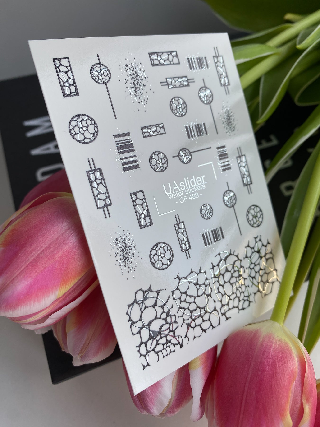 Nálepka na nehty CF-483 | Stříbrné geometrické nálepky na nehty | Abstraktní mozaikové a mřížkové vzory