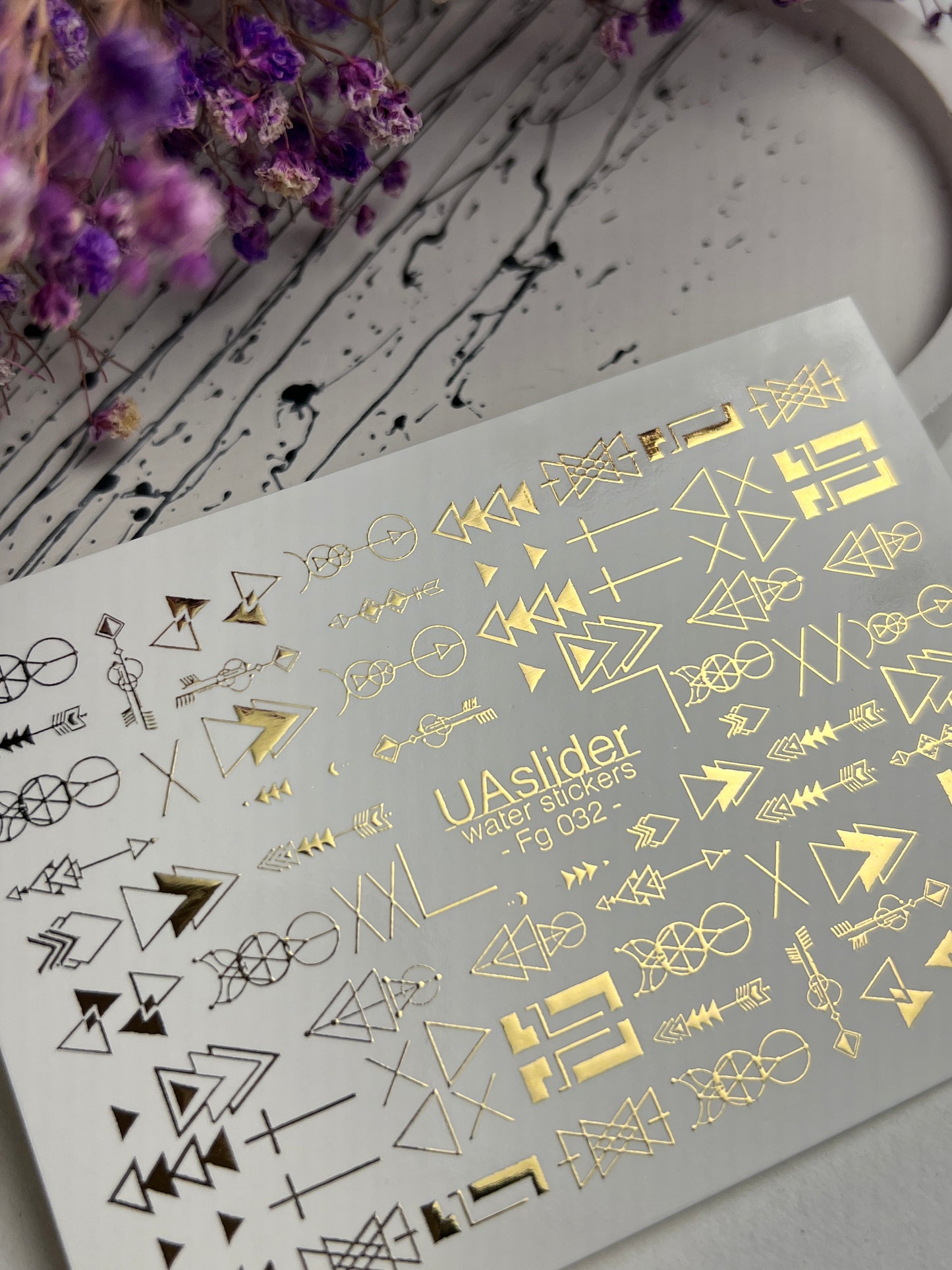 Nail Water Decal Fg-032 | Geometric Water Slide Nail Decals with Gold Foil | Minimalist Abstract Nail Art