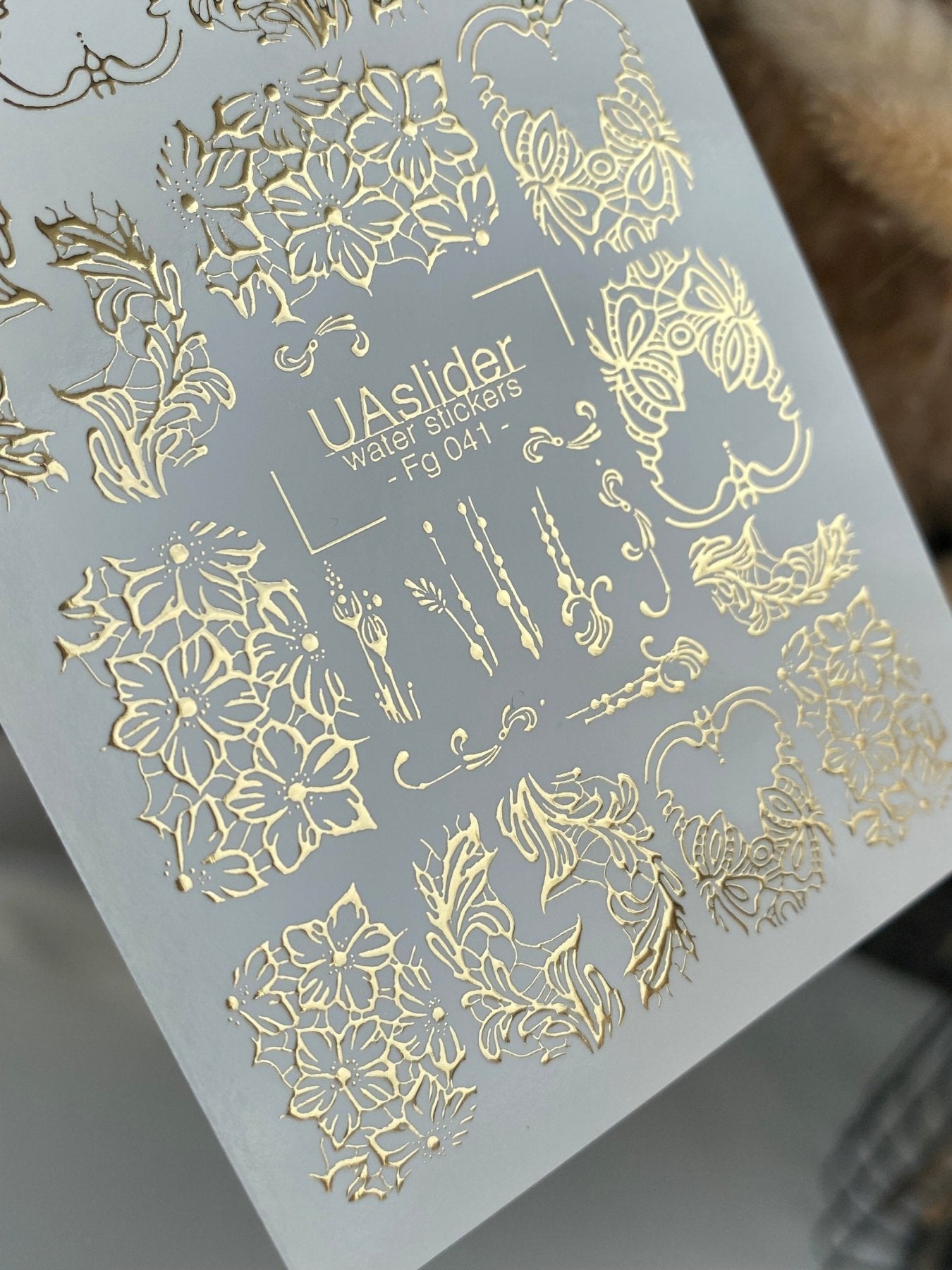 Nail Water Decal Fg-041 | Floral Water Slide Nail Decals | Gold Elegant Nail Art Designs - UASLIDER
