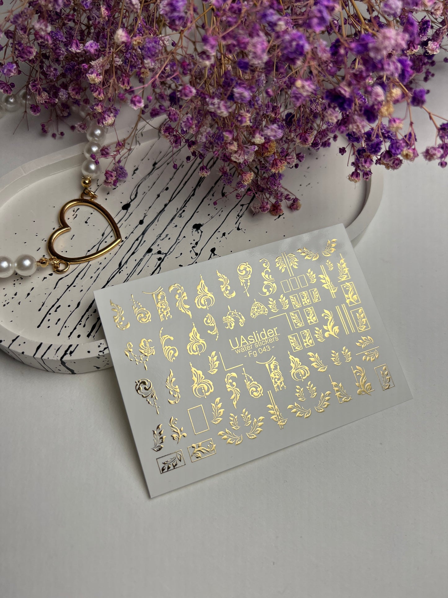 Nail Water Decal Fg-043 | Antique Water Slide Nail Decals | Gold Ornamental Frames and Swirls