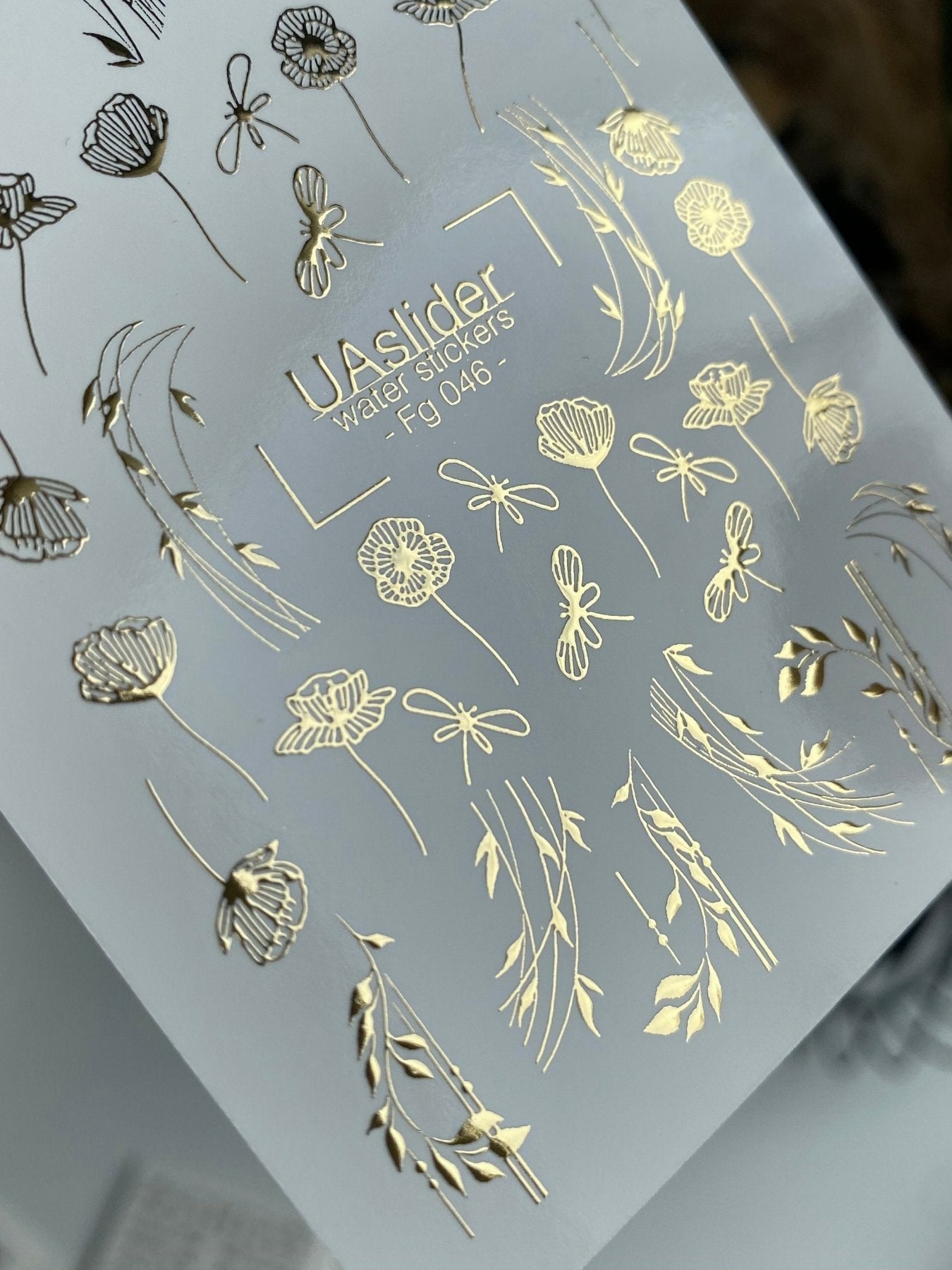 Nail Water Decal Fg-046 | Water Slide Nail Decals Wildflowers | Gold Floral Branches and Dragonflies - UASLIDER