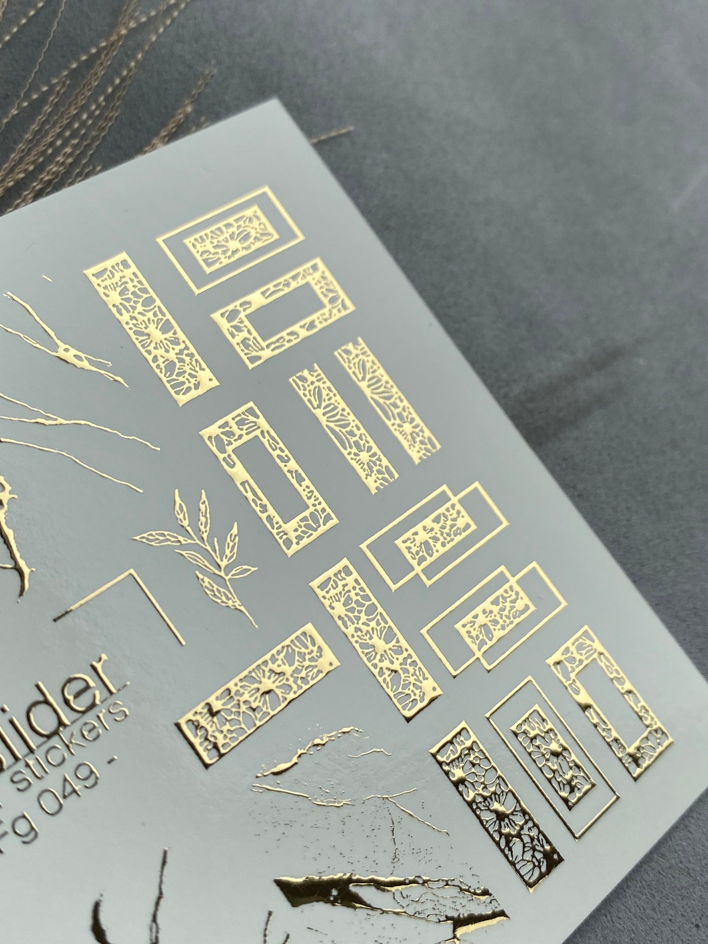 Nail Water Decal Fg-049 | Water Slide Nail Decals Geometric Gold | Rectangle Lace and Abstract Crack Design