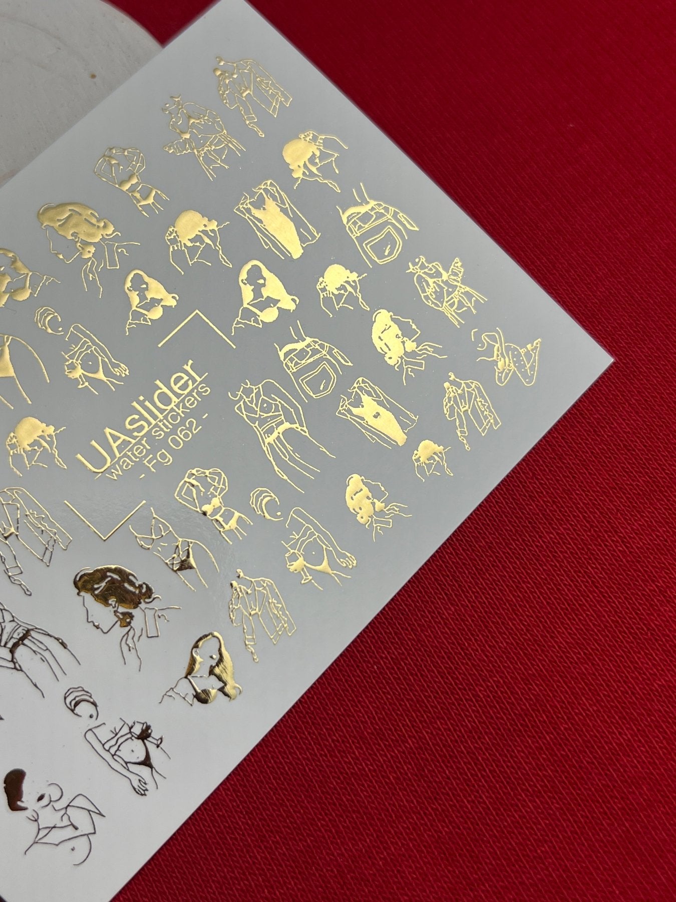 Nail Water Decal Fg-062 | Gold Foil Water Slide Nail Decals | Fashion Sketch Figures - UASLIDER