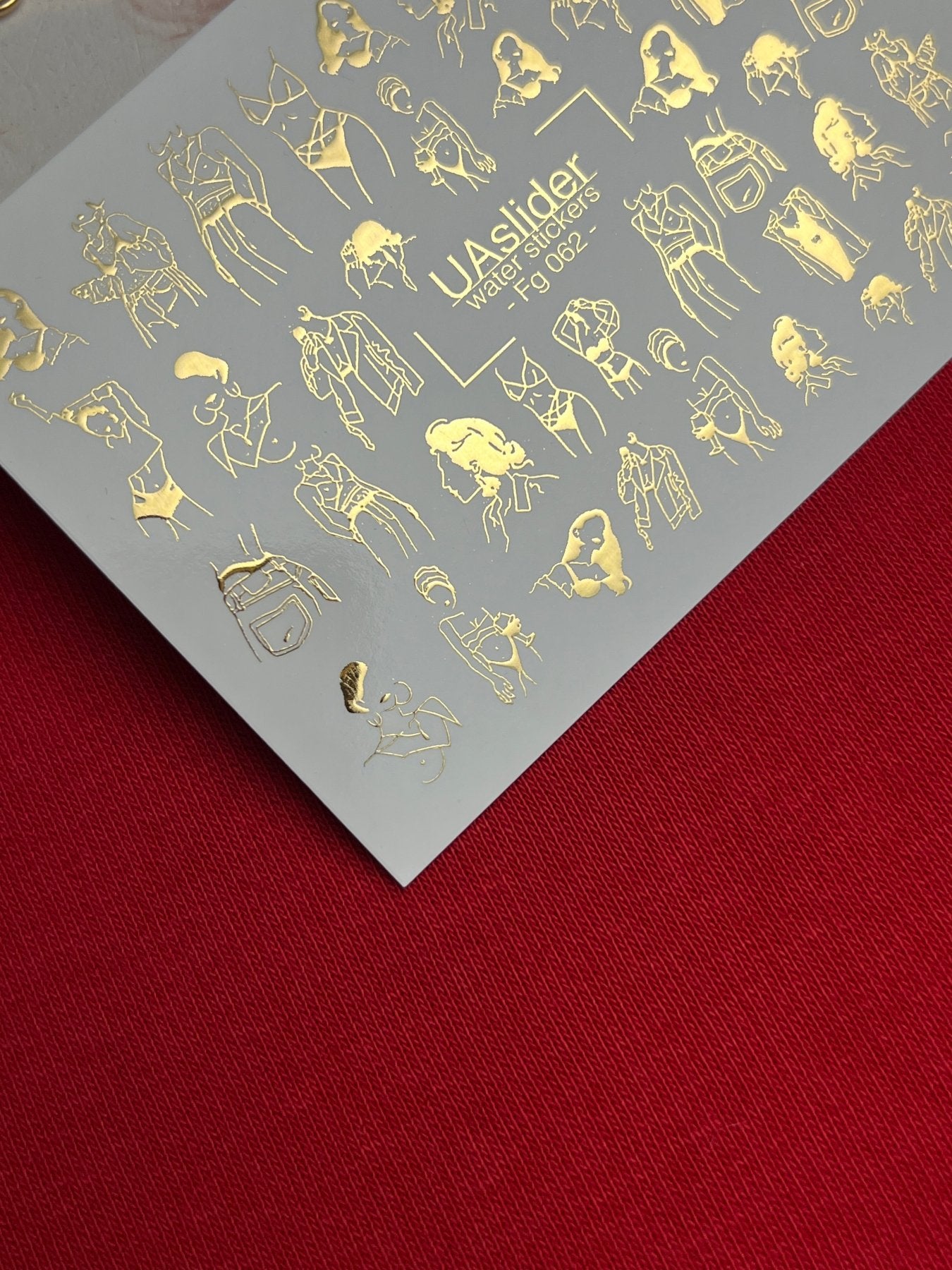 Nail Water Decal Fg-062 | Gold Foil Water Slide Nail Decals | Fashion Sketch Figures - UASLIDER