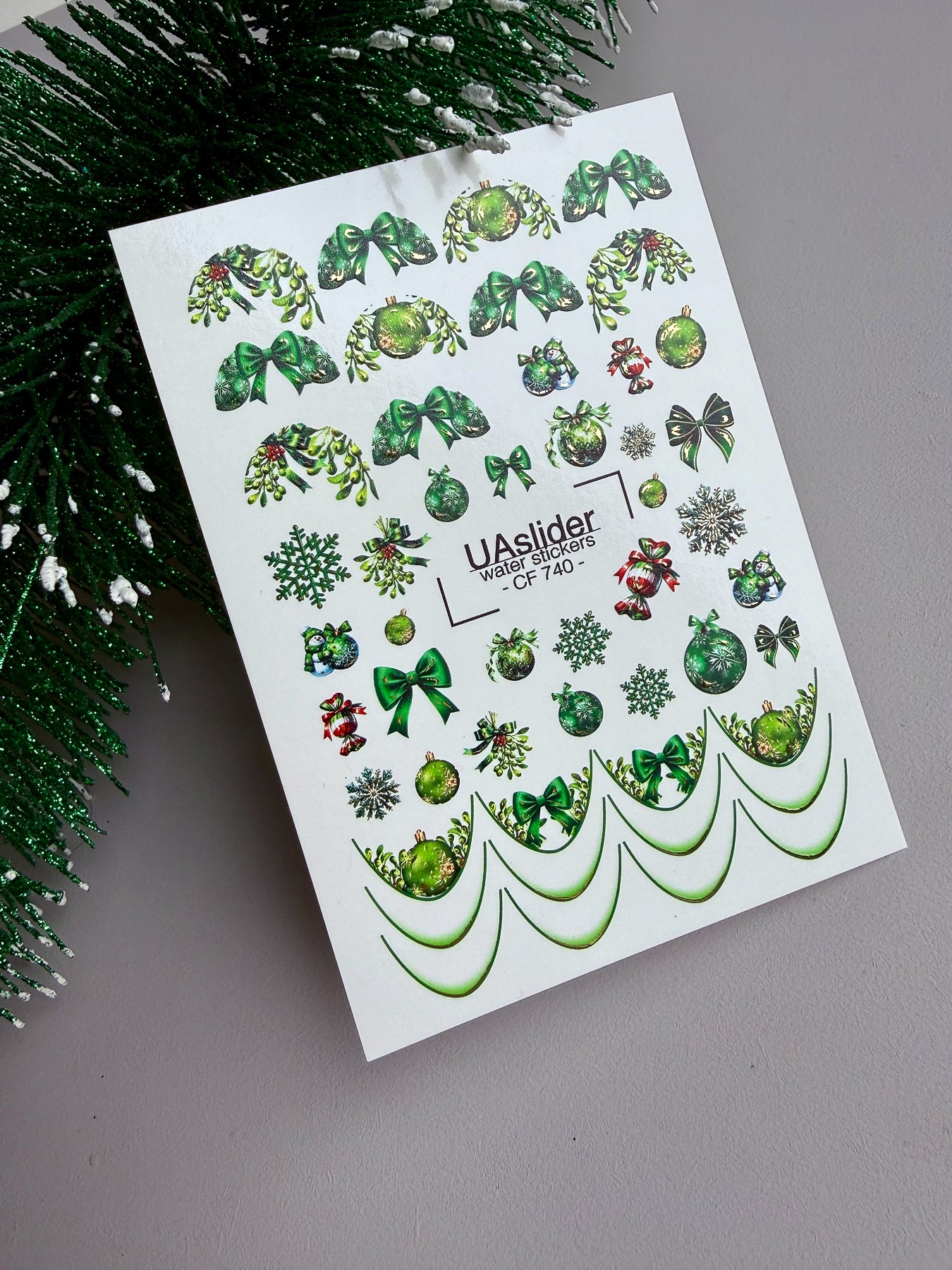Adesivo per unghie CF-740 | Adesivi per unghie a scivolamento ad acqua | Ornamenti natalizi verdi e fiocchi festivi