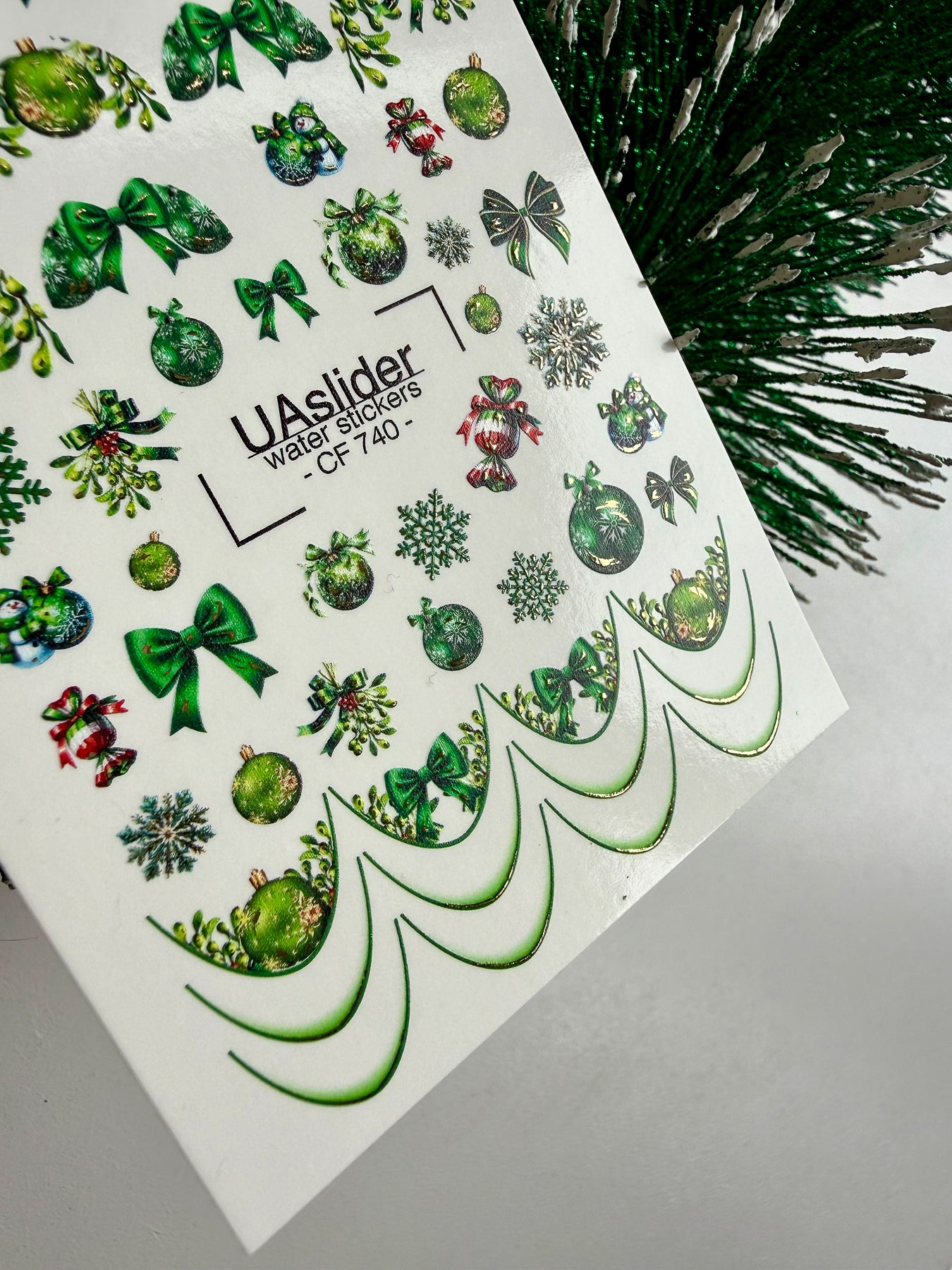 Adesivo per unghie CF-740 | Adesivi per unghie a scivolamento ad acqua | Ornamenti natalizi verdi e fiocchi festivi