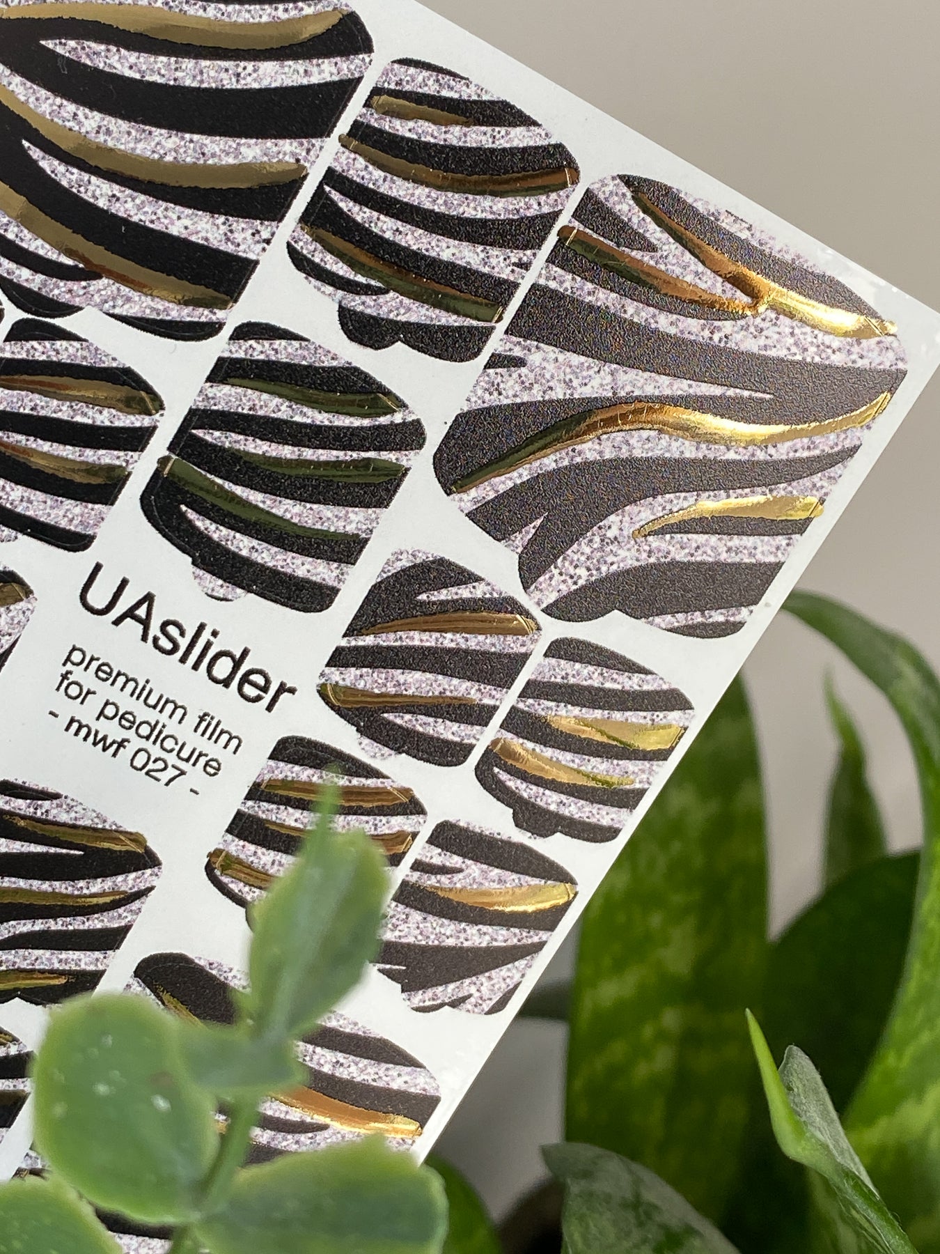 Pedicure nail wrap films mwf-027 | Nail Wrap Films for Pedicure | Black & Gold Zebra Foil Design