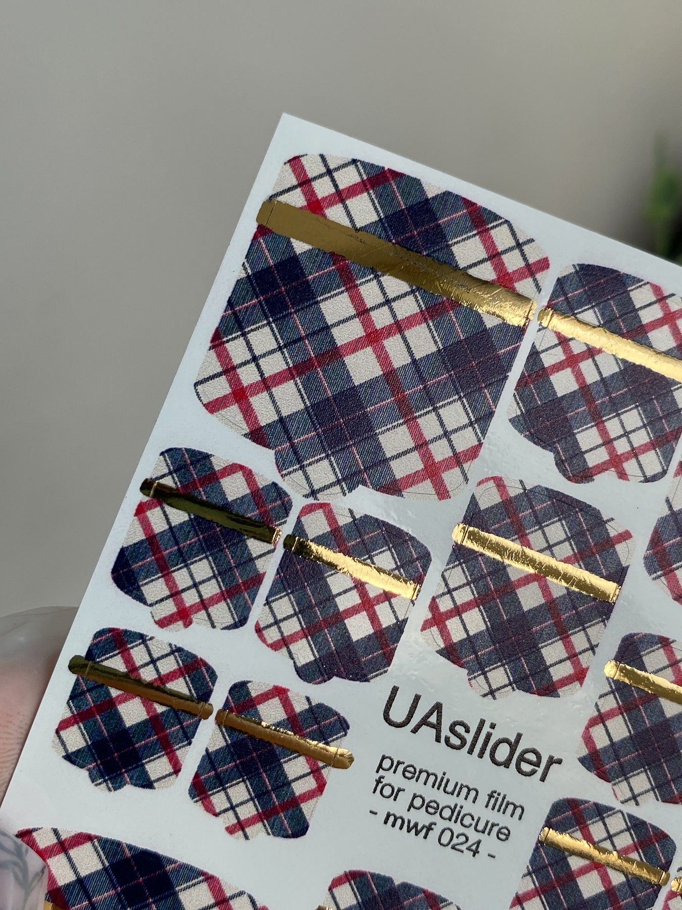 Pedicure nail wrap films mwf-024 | Nail Wrap Films for Pedicure | Tartan Plaid with Gold Foil Stripes