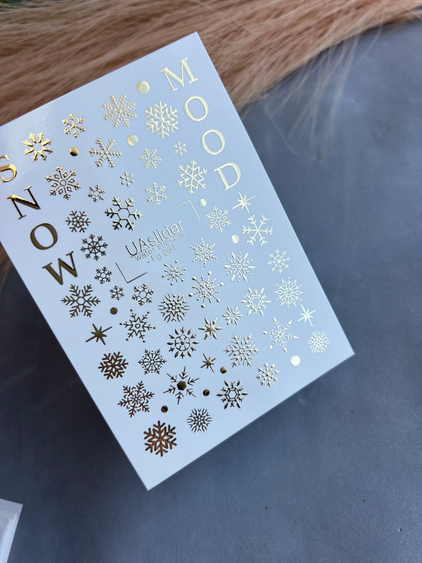 Nail Water Decal Fg-091 | Gold Foil Water Slide Nail Decals | Snowflakes & Winter Mood - UASLIDER