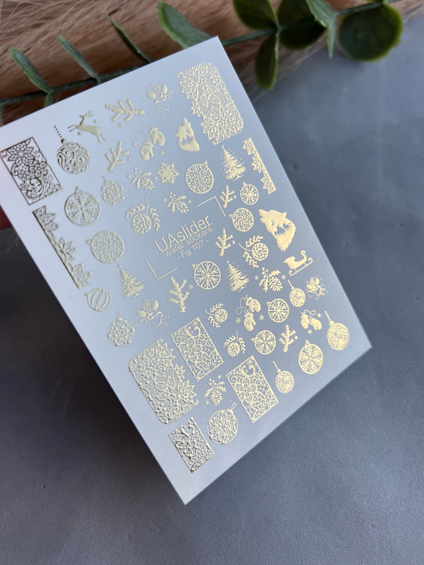 Αυτοκόλλητο Νυχιών με Νερό Fg-107 | Αυτοκόλλητα Νυχιών με Νερό και Χρυσά Χριστουγεννιάτικα Στολίδια | Εορταστική Διακοπή