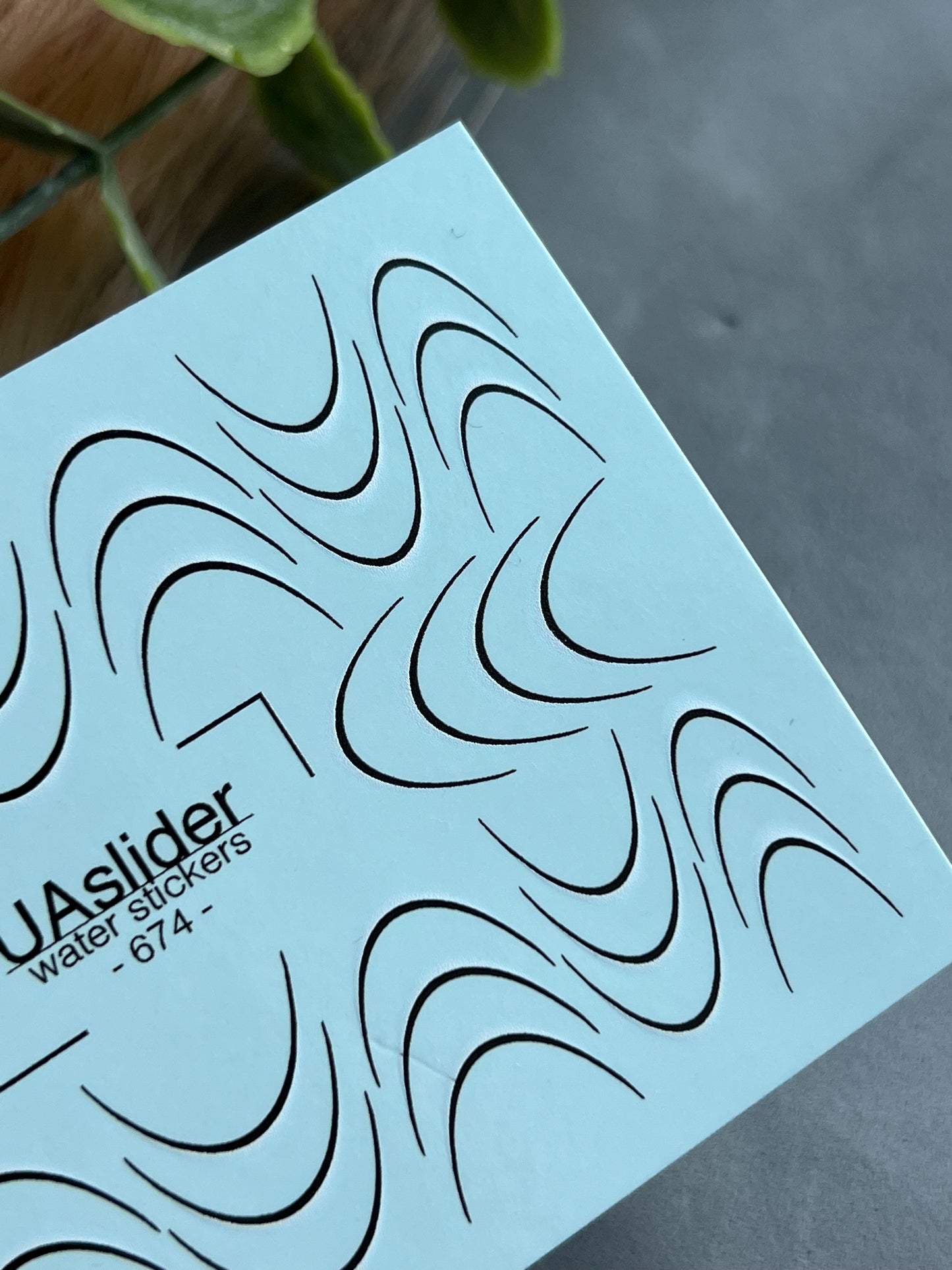 מדבקת מים לציפורניים 674