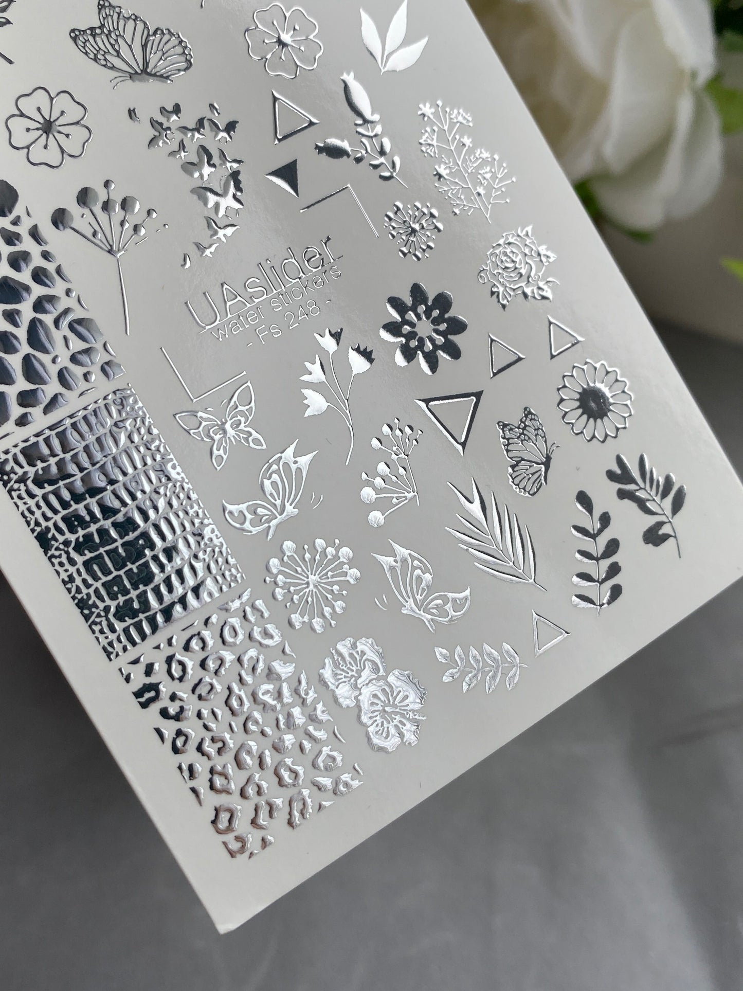 Nagel-Wasserabziehbild Fs-248 | Gemischte Wasser-Schiebefolien-Nagelabziehbilder | Silberfolie Blumen, Schmetterlinge & Tiermuster