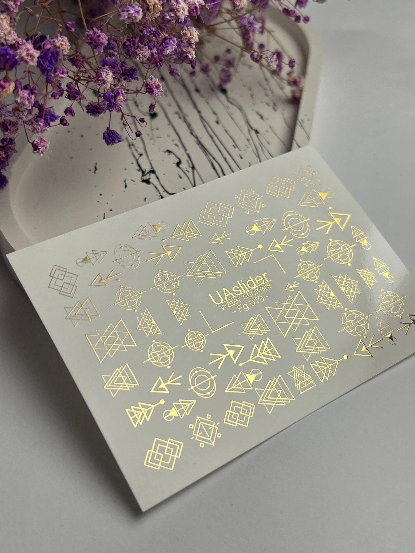 Nail Water Decal Fg-019 | Geometric Water Slide Nail Decals with Gold Foil | Abstract Shapes & Symbols - UASLIDER