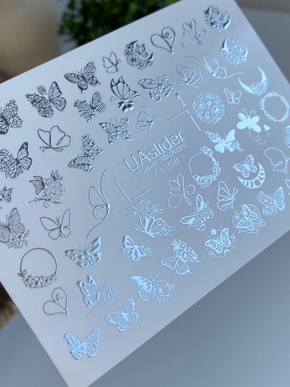Décalcomanie d'eau pour ongles Fs-258 | Décalcomanies d'eau pour ongles papillon | Papillons floraux en feuille d'argent & cœurs