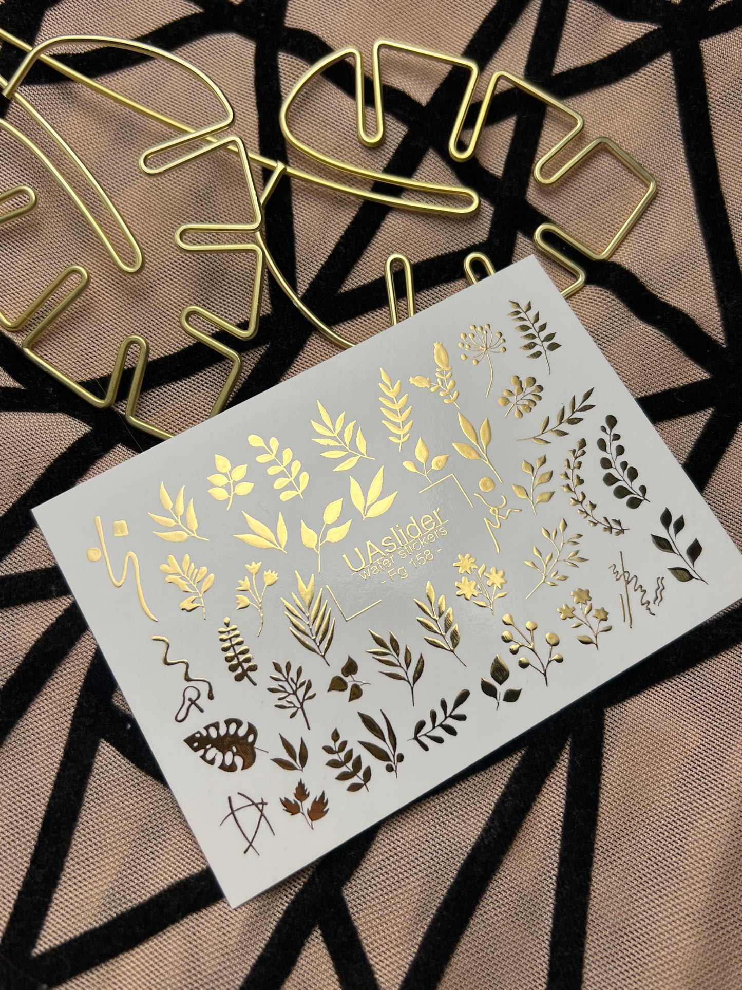 Nail Water Decal Fg-158 | Gold Foil Water Slide Nail Decals | Botanical & Leafy Designs