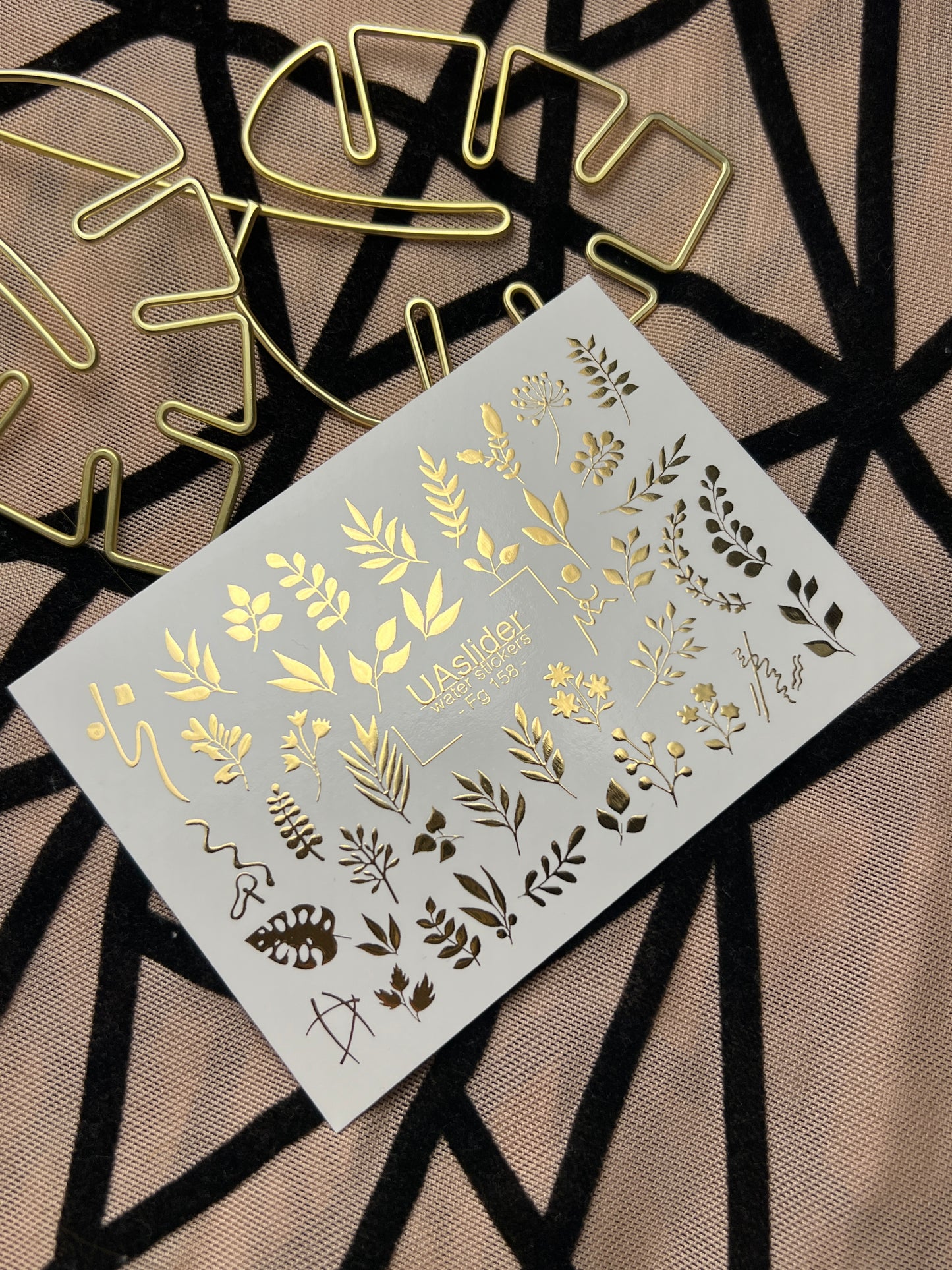 Nail Water Decal Fg-158 | Gold Foil Water Slide Nail Decals | Botanical & Leafy Designs