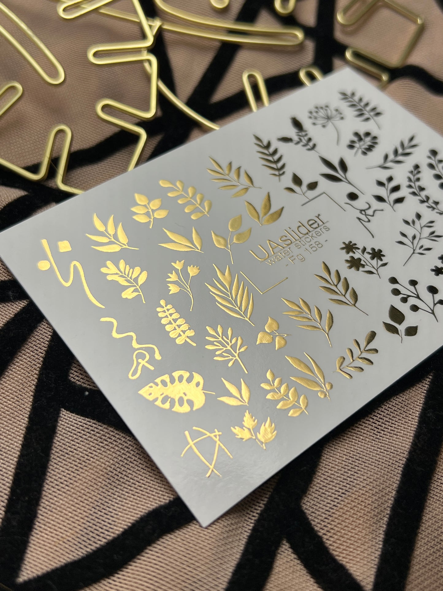 Nail Water Decal Fg-158 | Gold Foil Water Slide Nail Decals | Botanical & Leafy Designs