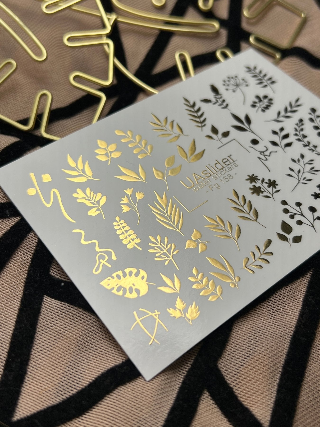 Nail Water Decal Fg-158 | Gold Foil Water Slide Nail Decals | Botanical & Leafy Designs - UASLIDER