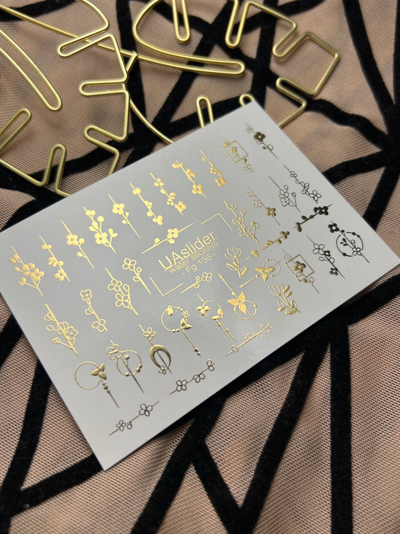 Nail Water Decal Fg-156 | Gold Foil Water Slide Nail Decals | Minimalist Floral Botanical Designs - UASLIDER