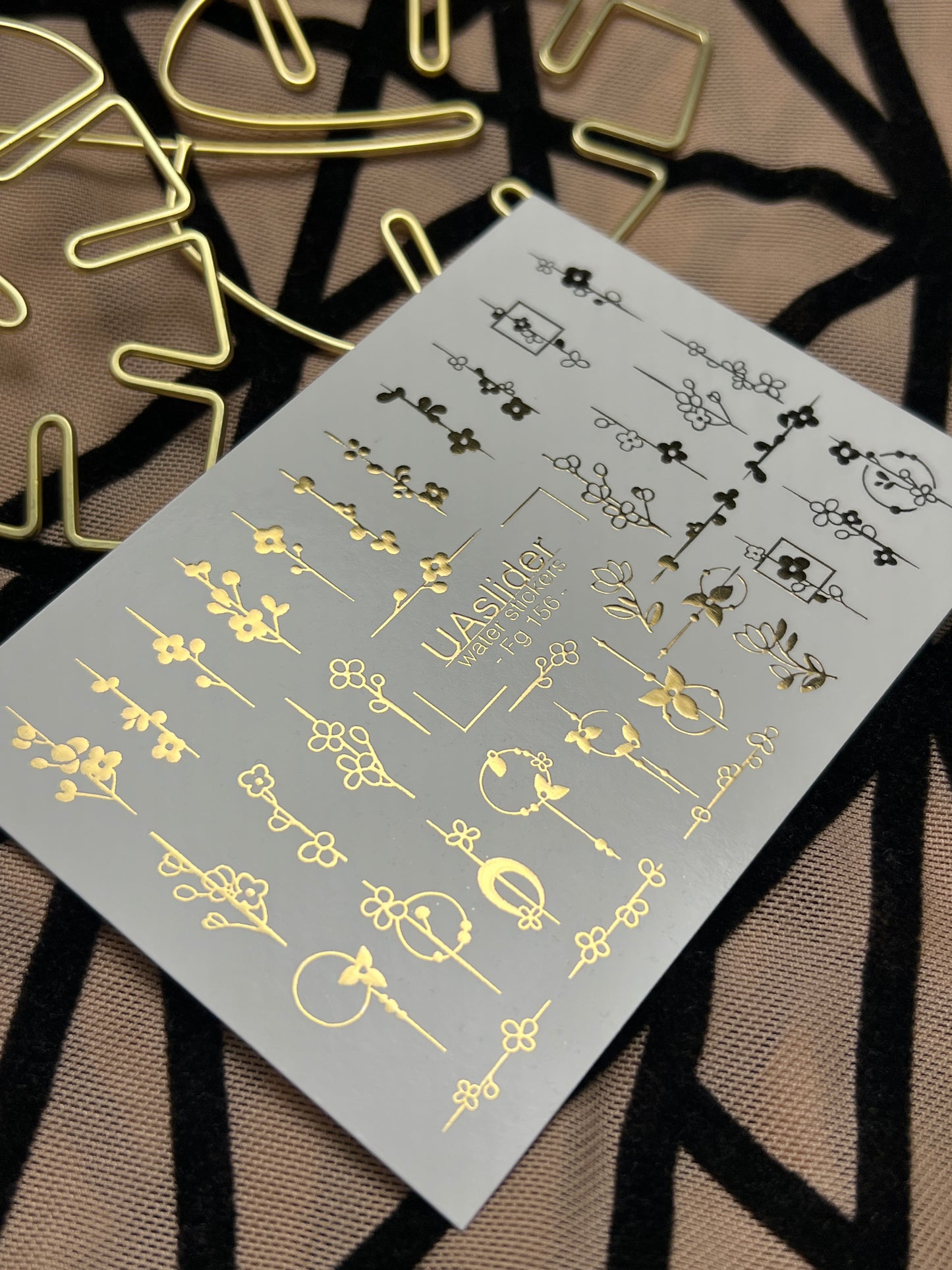 Adesivi per unghie in acqua Fg-156 | Adesivi per unghie a trasferimento ad acqua con foglia oro | Design botanici floreali minimalisti