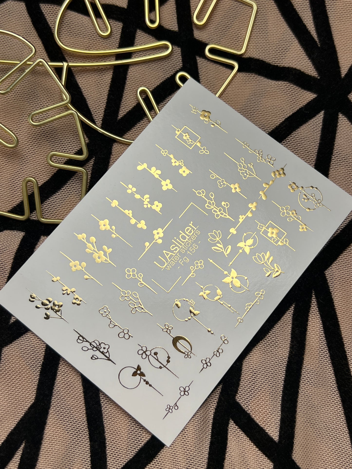 Adesivi per unghie in acqua Fg-156 | Adesivi per unghie a trasferimento ad acqua con foglia oro | Design botanici floreali minimalisti