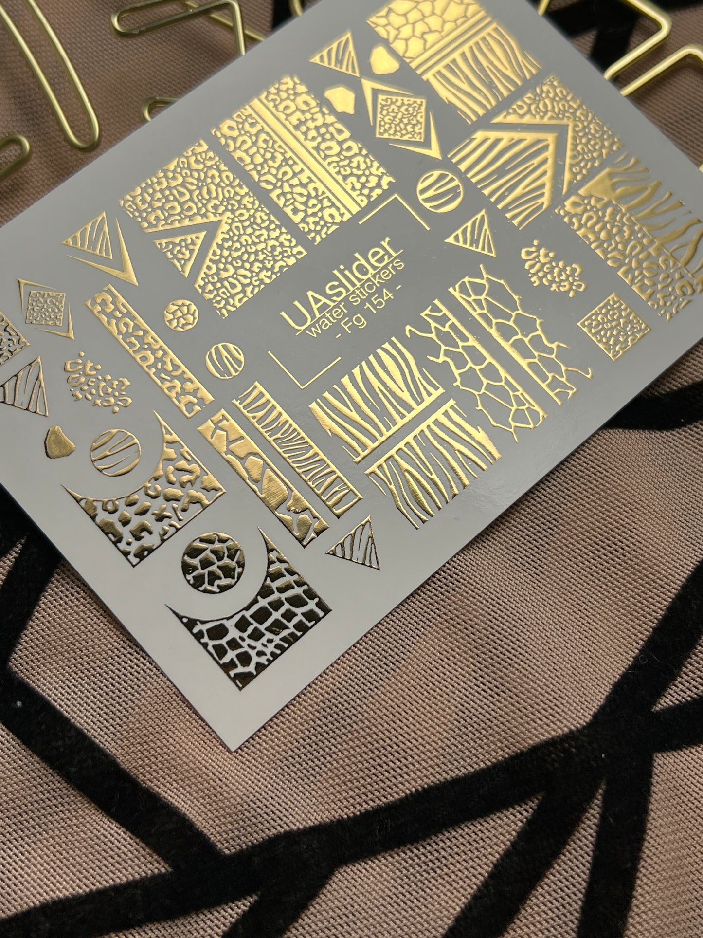 Naklejki na paznokcie wodne Fg-154 | Złote folie do naklejek wodnych na paznokcie | Wzory zwierzęce i geometryczne