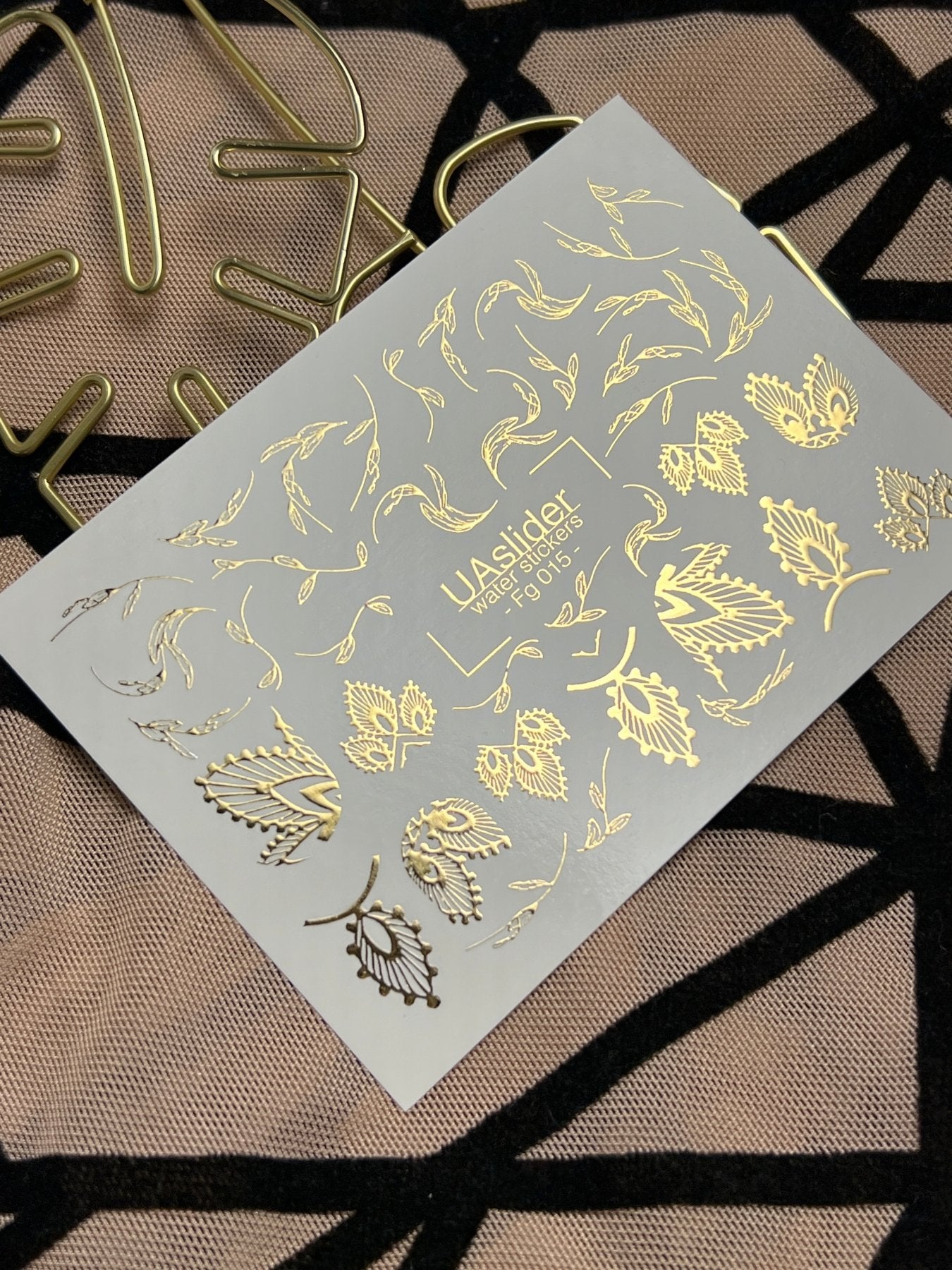 Nail Water Decal Fg-015 | Botanical Water Slide Nail Decals with Gold Foil | Elegant Leaf Designs - UASLIDER