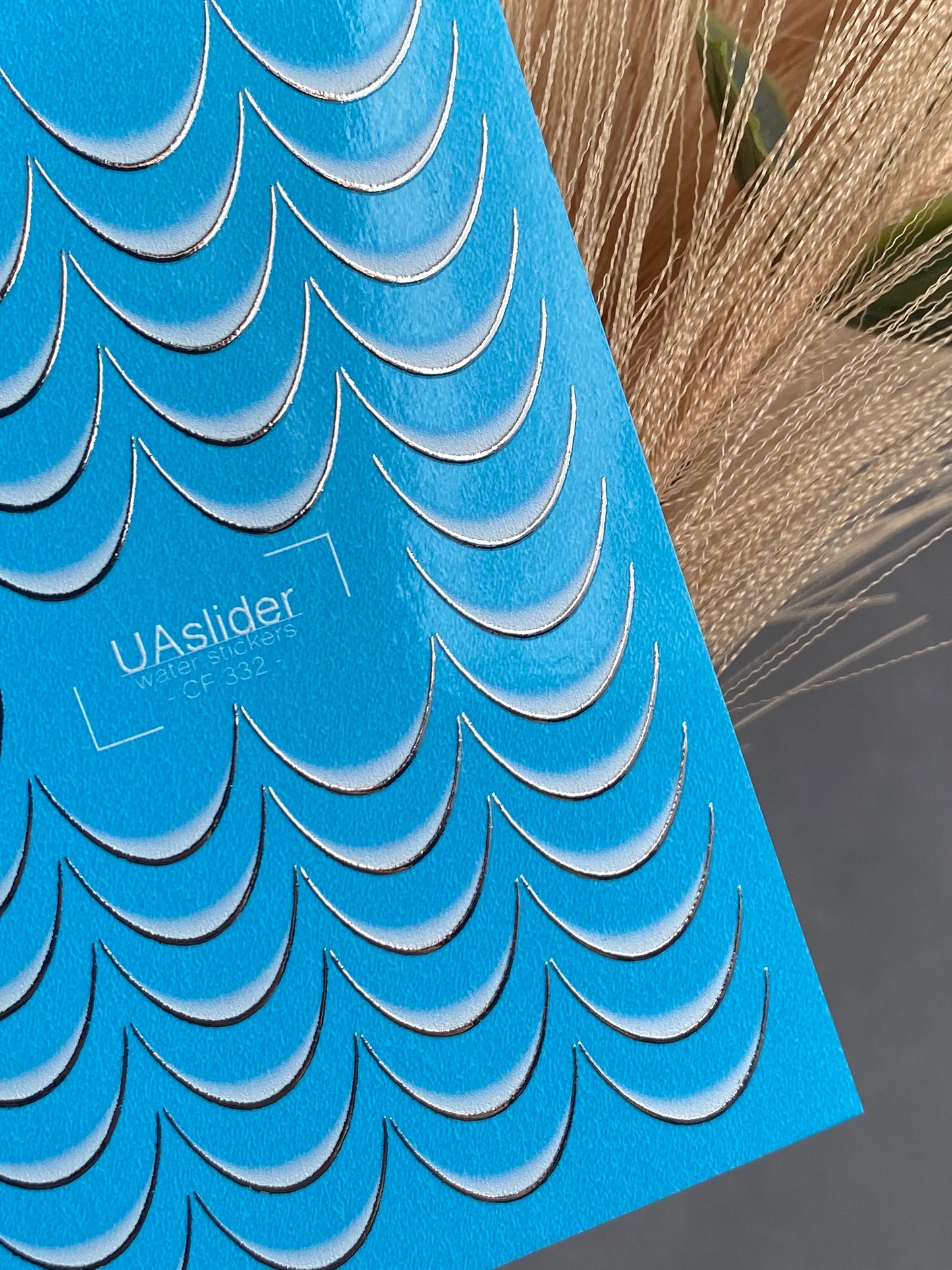 Tırnak Su Transferi CF-332 | Fransız Su Kaydırmalı Tırnak Transferleri | Gri Gradyan Gümüş Konturlu