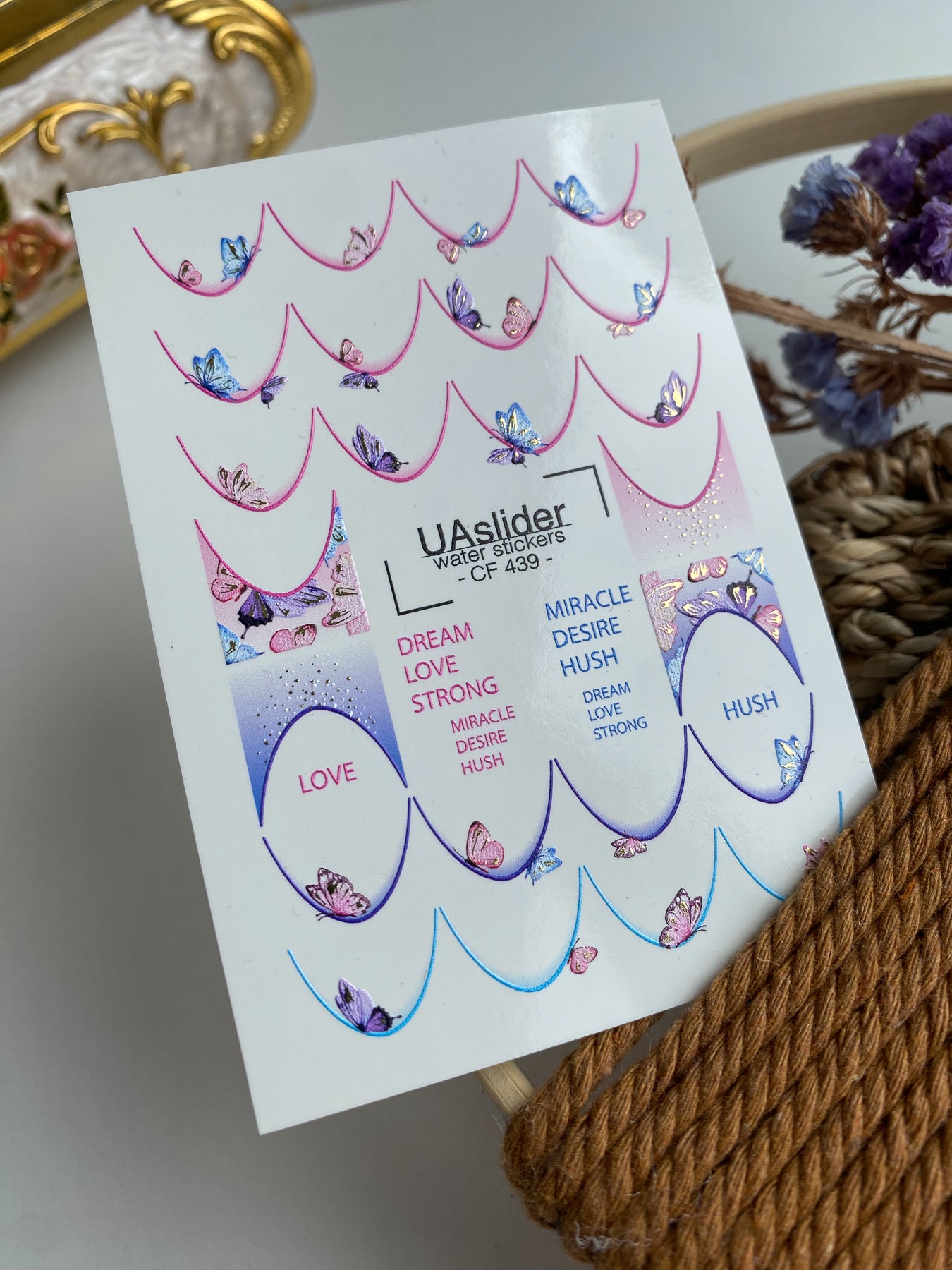 Nagų vandens lipdukas CF-439 | Drugelio prancūziško stiliaus nagų lipdukai | Svajingas gradientinis vandens slankiojantys lipdukai