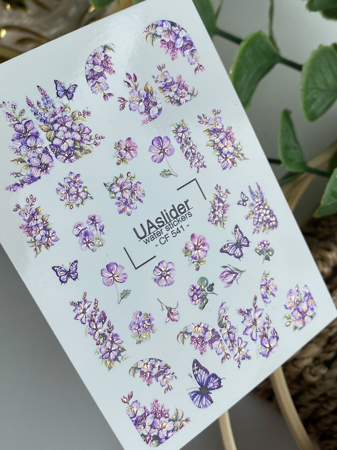Nálepka na nehty CF-541 | Vodní nálepky na nehty s fialovými květinami a motýly | Elegantní květinový nail art