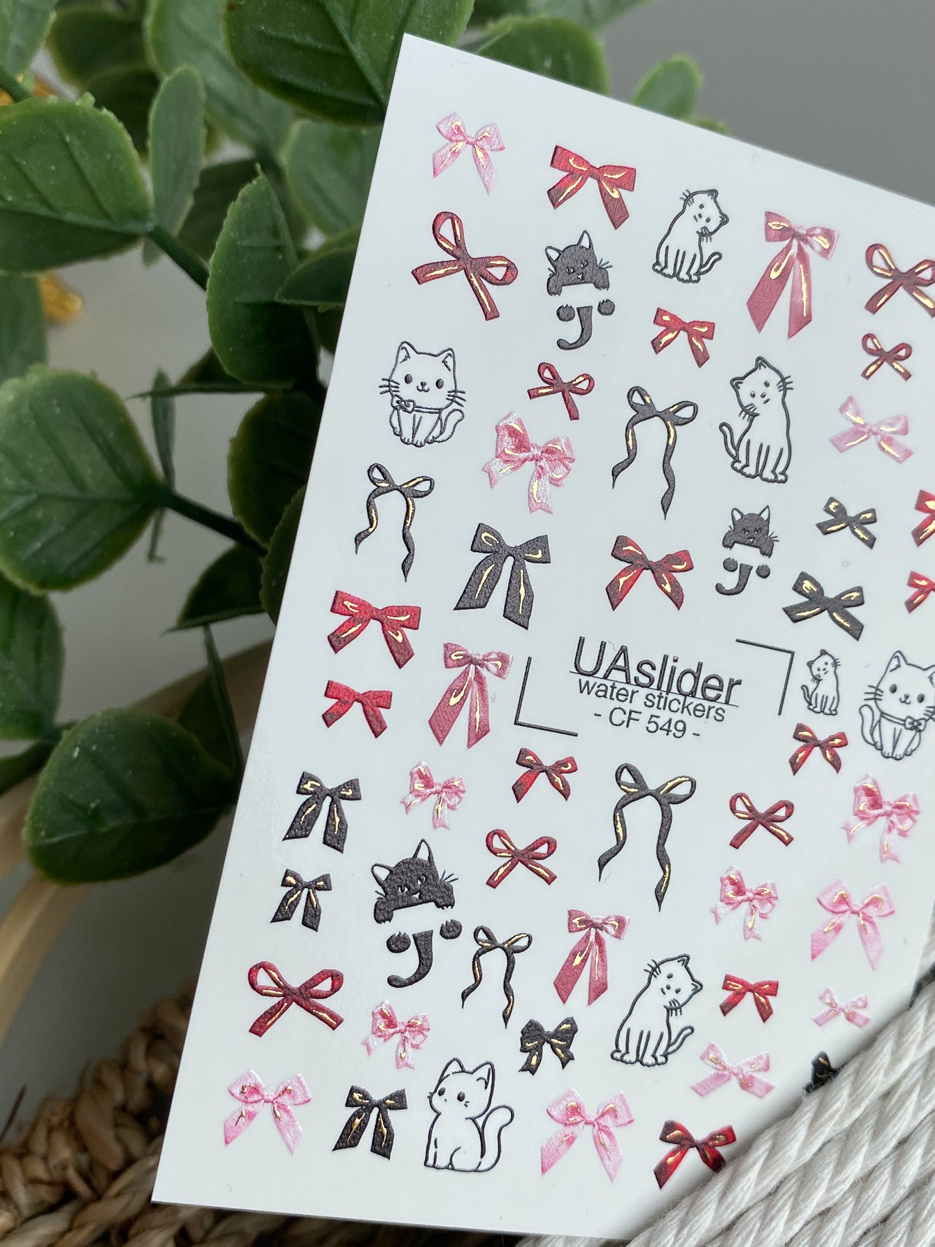 Decalcomanii de apă pentru unghii CF-549 | Decalcomanii drăguțe pentru unghii cu pisică și fundă | Autocolante de apă roșii, roz și negre